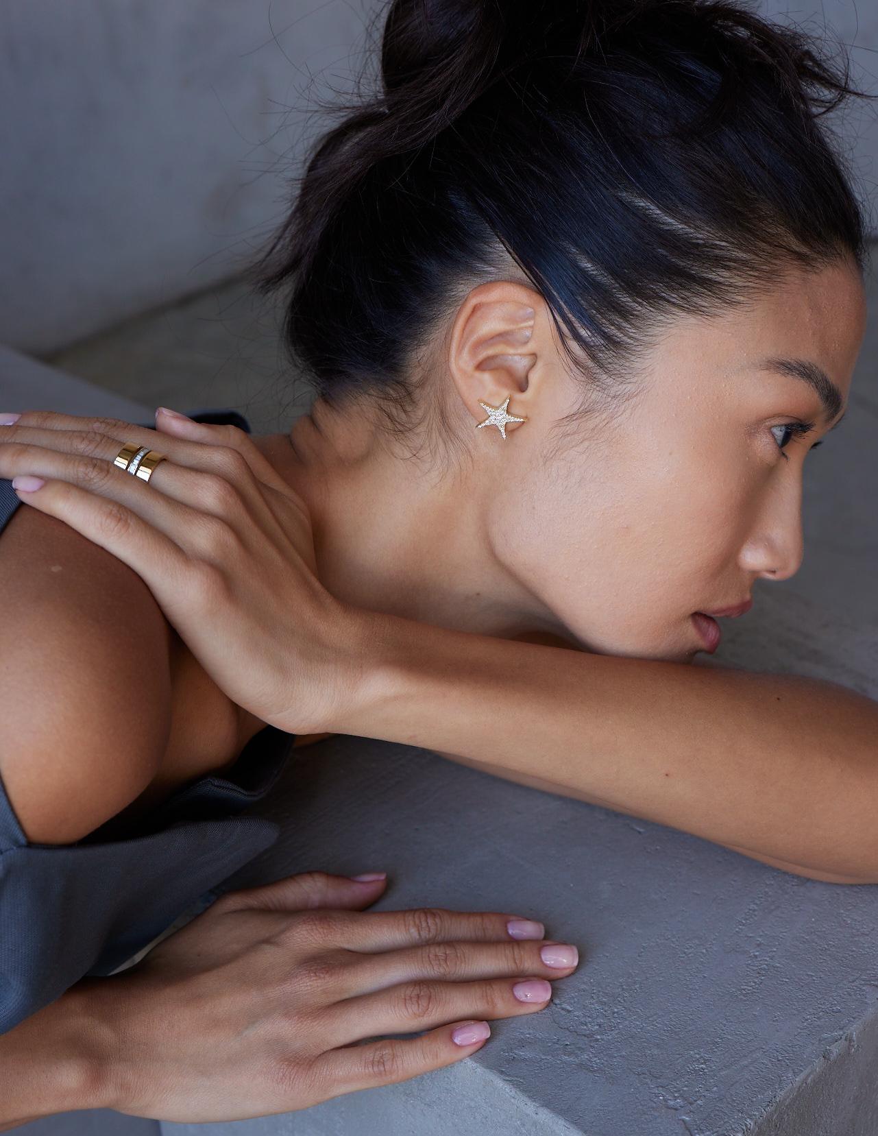 Women's or Men's One Carat Diamond Star Studs For Sale