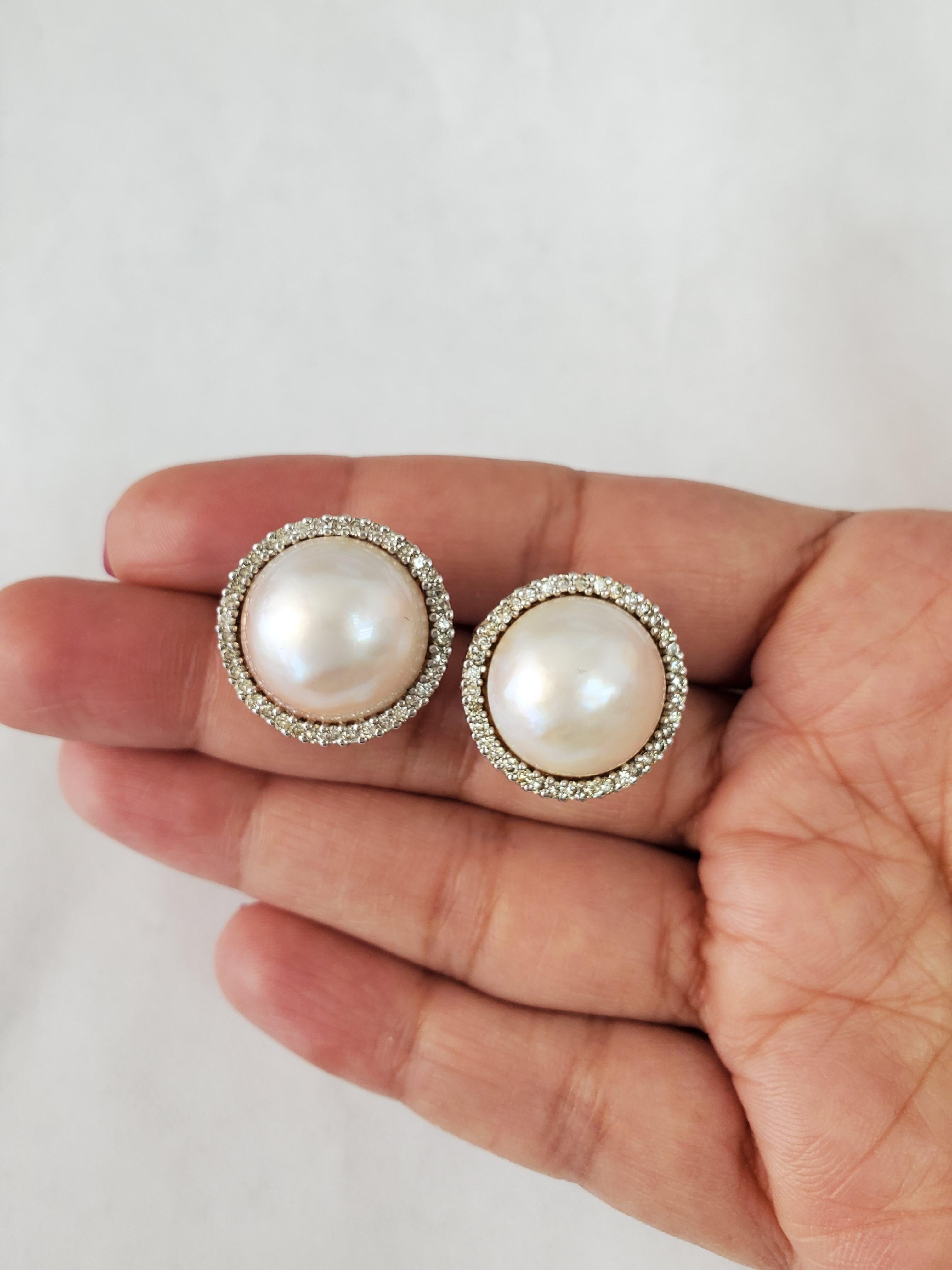 ♥ Product Summary ♥

Main Stone: Freshwater Pearl & Diamonds
Approx. Total Carat Weight: 1.00cttw 
Diamond Clarity: SI1/SI2
Diamond Color: G/H
Dimensions: 20mm
Metal Choice: 14K White Gold
Closure: Omega Clip On