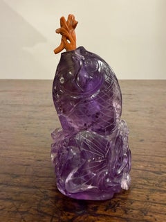One Chinese Carved Carp Amethyst Snuff bottle, 18th Century