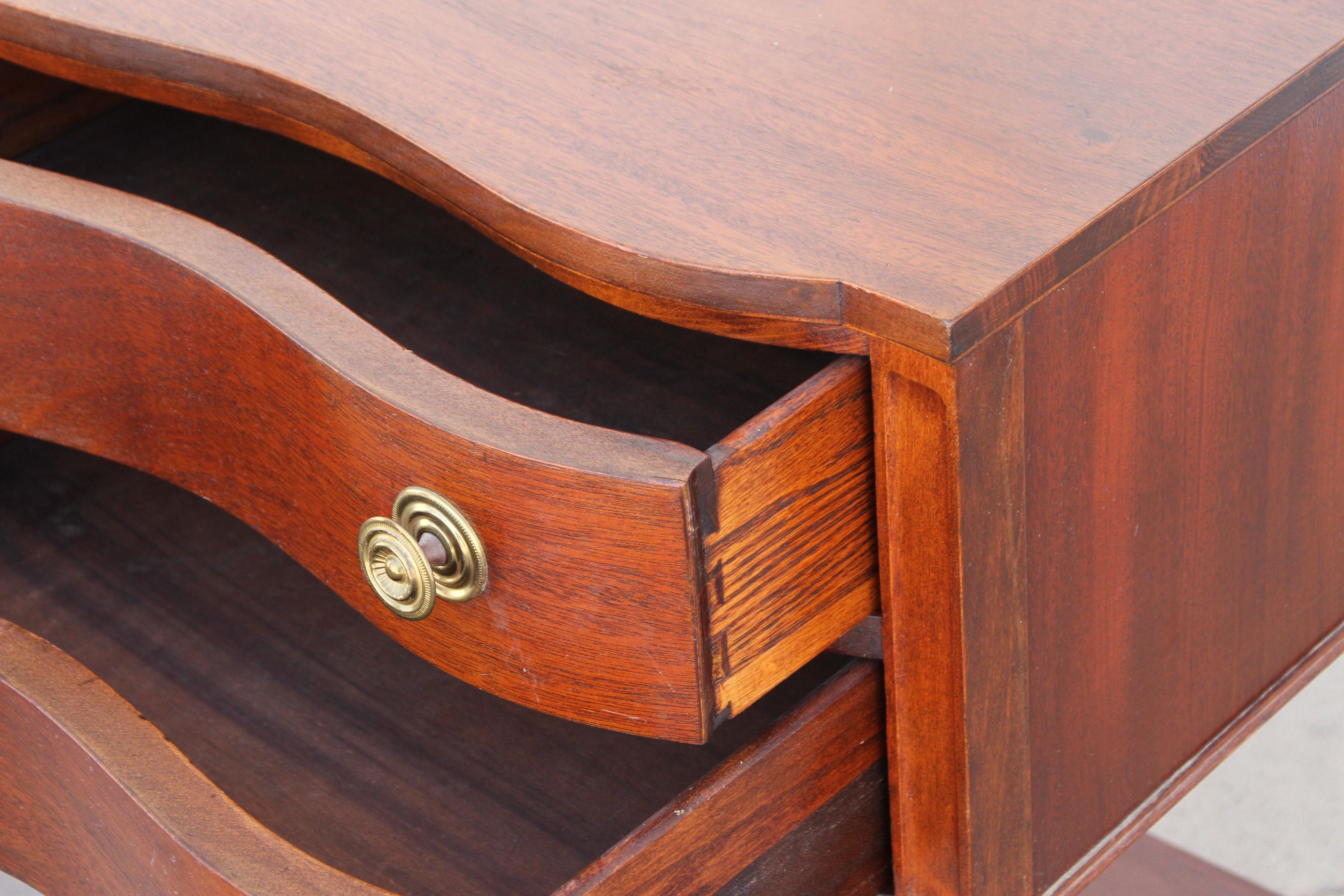 20th Century One Chippendale Mahogany Serpentine Front 2-Drawer Side Table For Sale