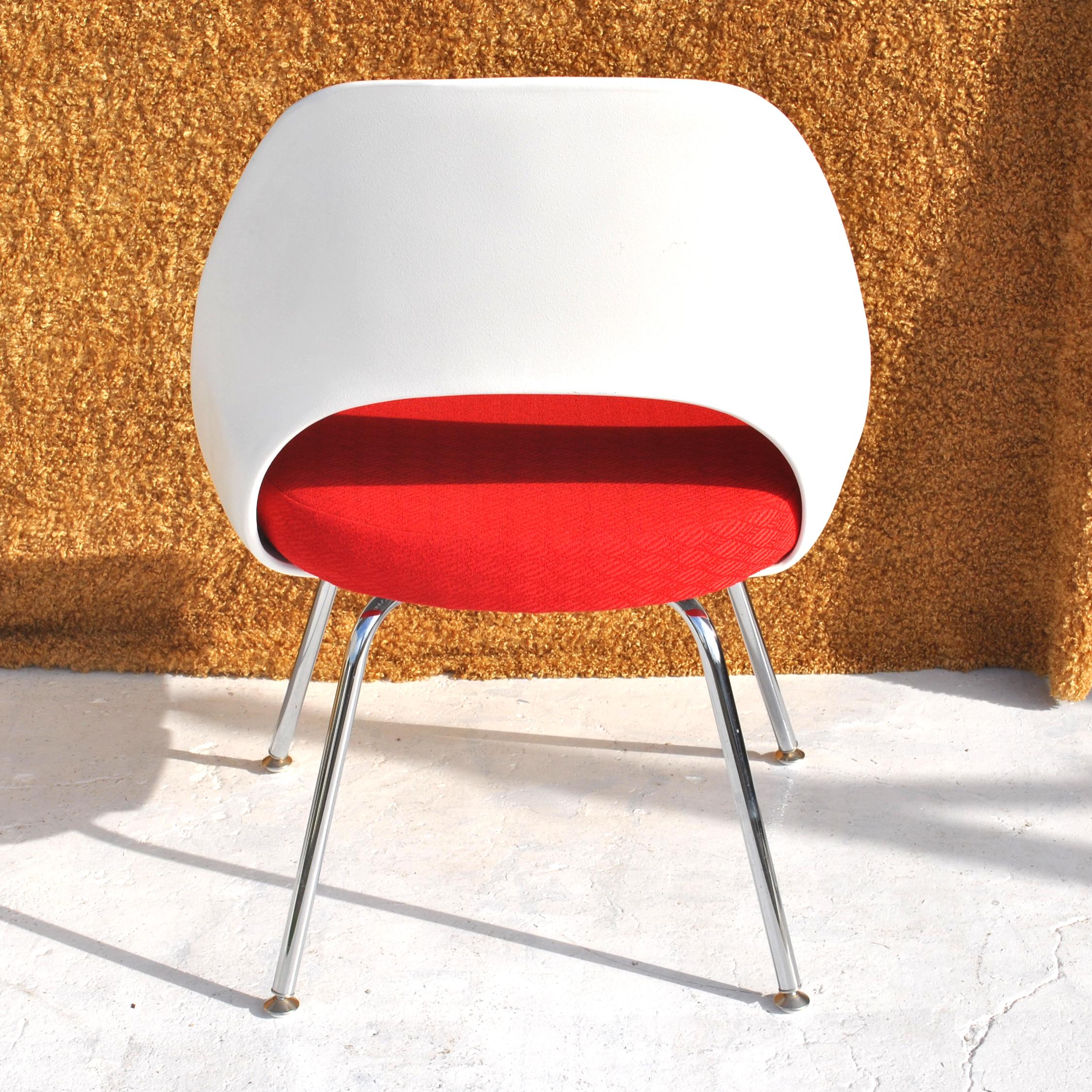 Steel One Contemporary Knoll Eero Saarinen 72C-PC Dining Side Chair