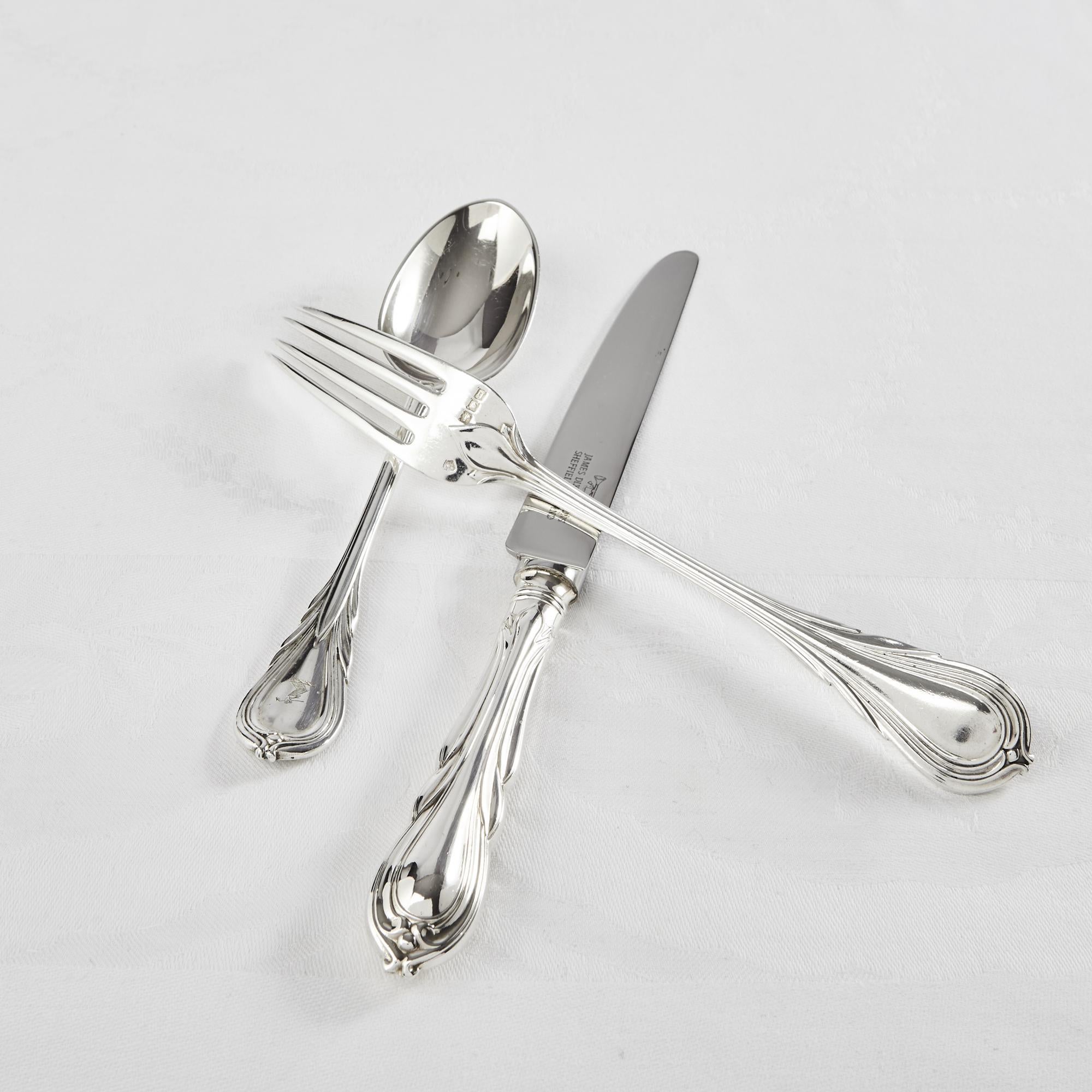 English One Date and Maker, Hand Forged Lily Silver Cutlery