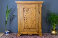Armoire à un tiroir en pin baltique du XIXe siècle