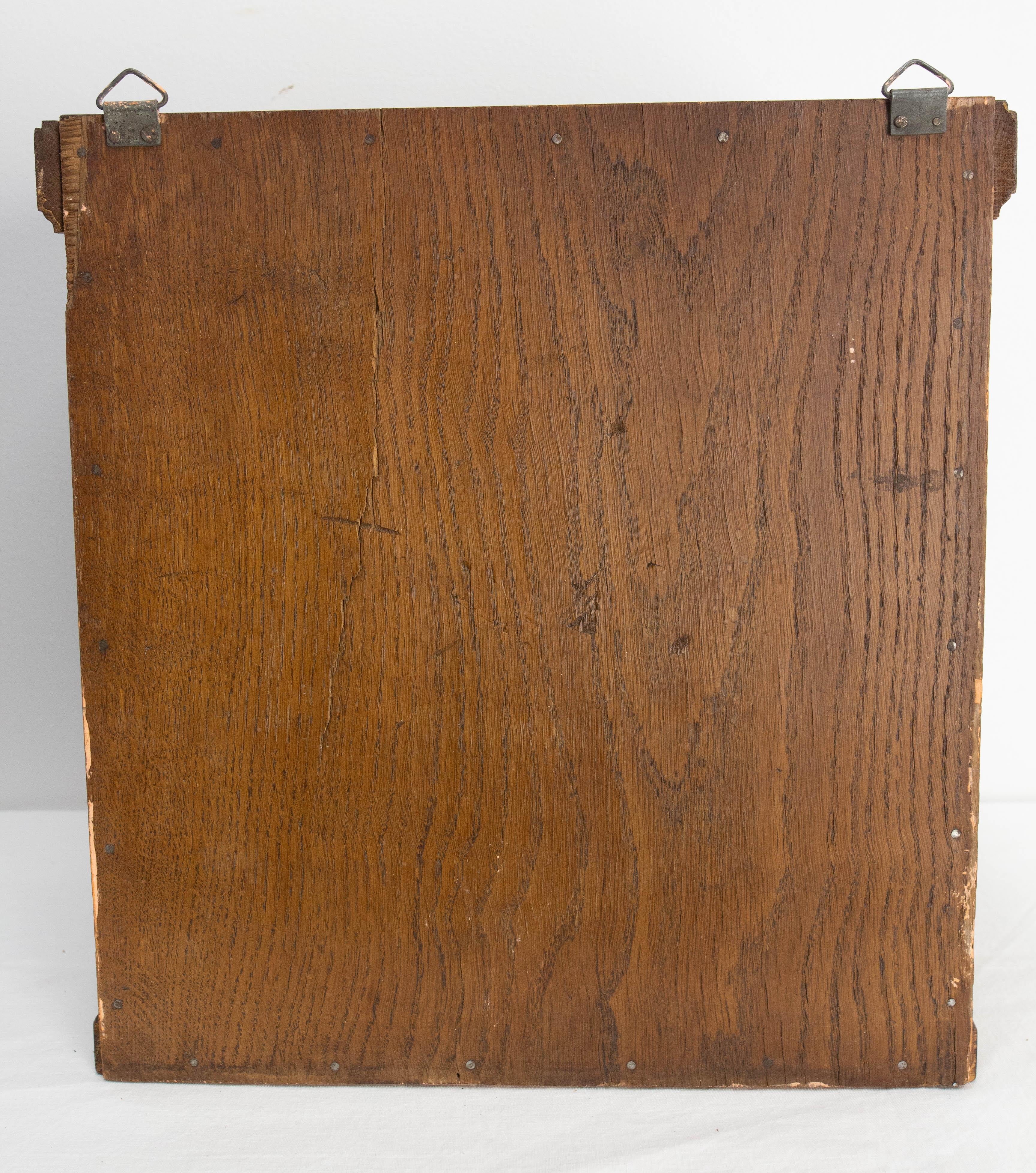 Eintüriger Wandschrank mit drei abgeschrägten Gläsern 1920 im Angebot 3