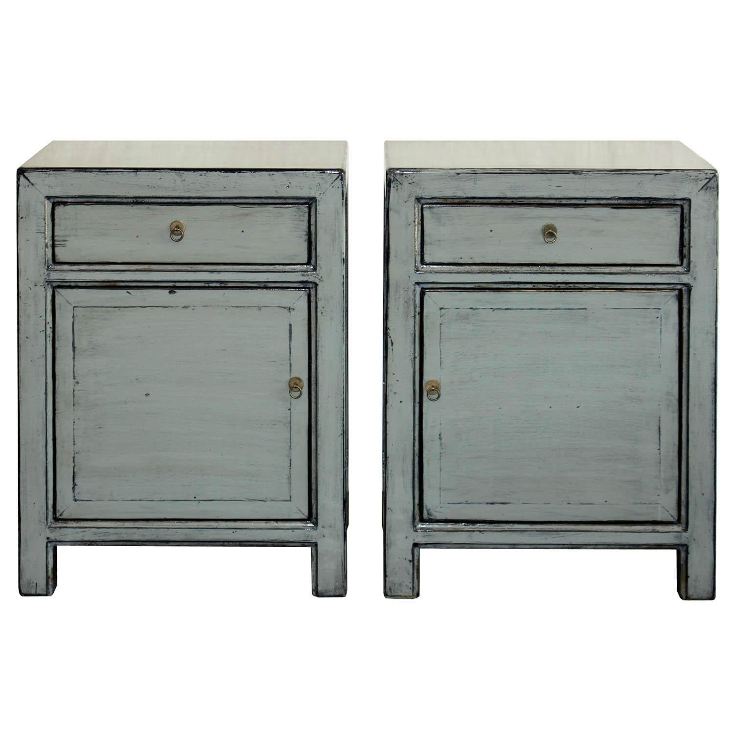 One-Drawer Gray Side Chest