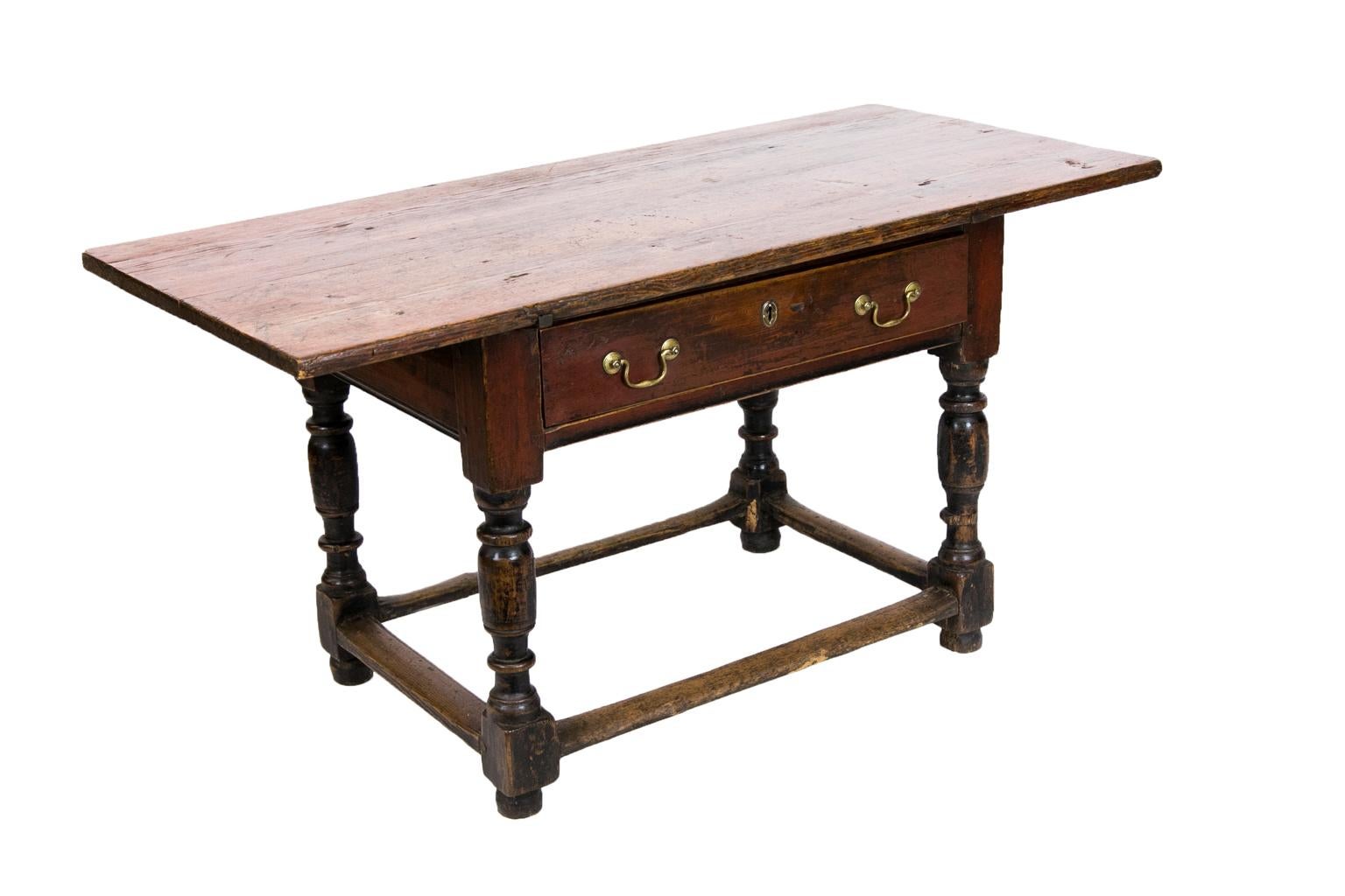 Early 19th Century One-Drawer Pine Tavern Table