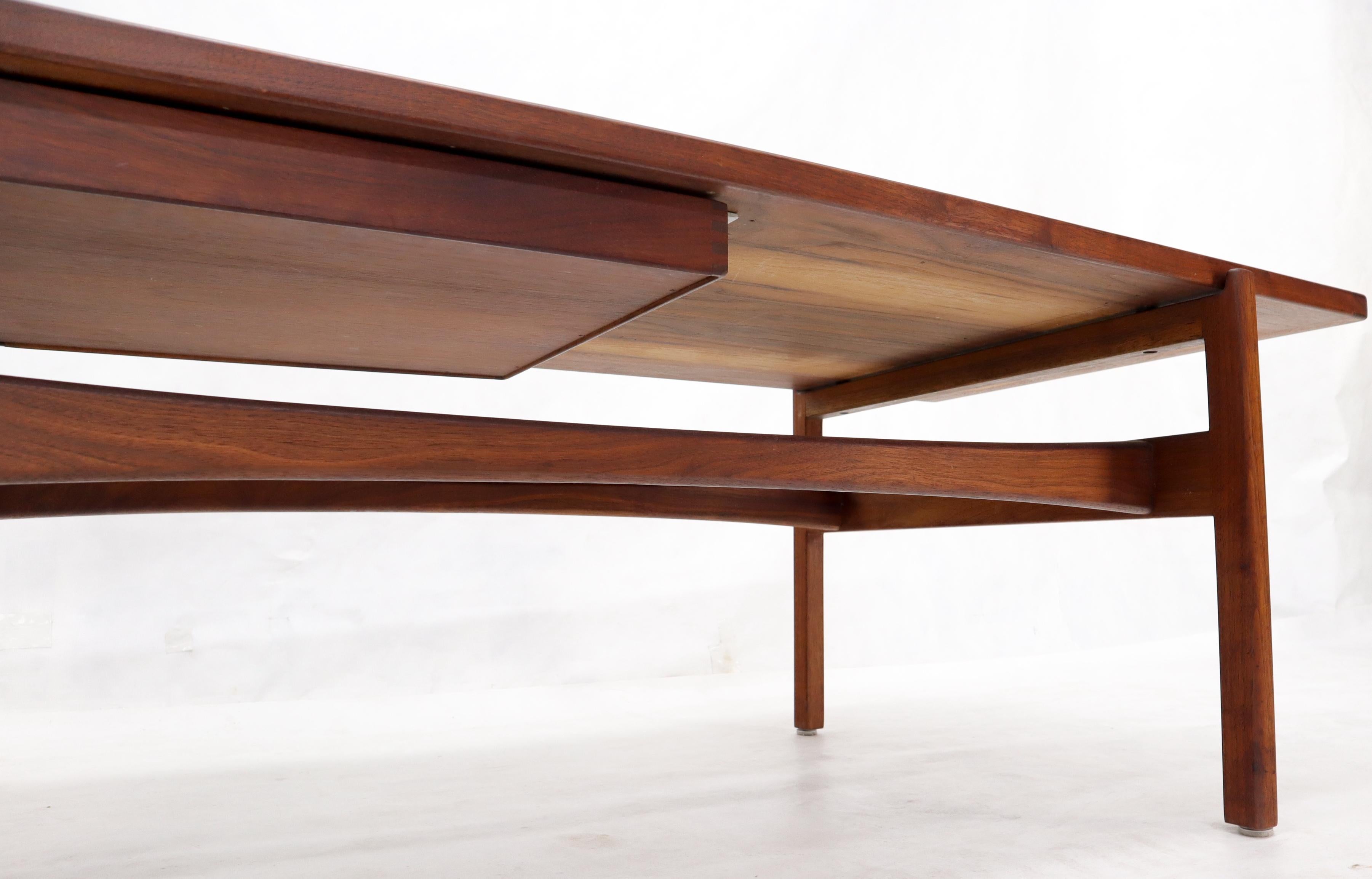 One Drawer Rectangle Shape Teak Danish Mid-Century Modern Coffee Table For Sale 9