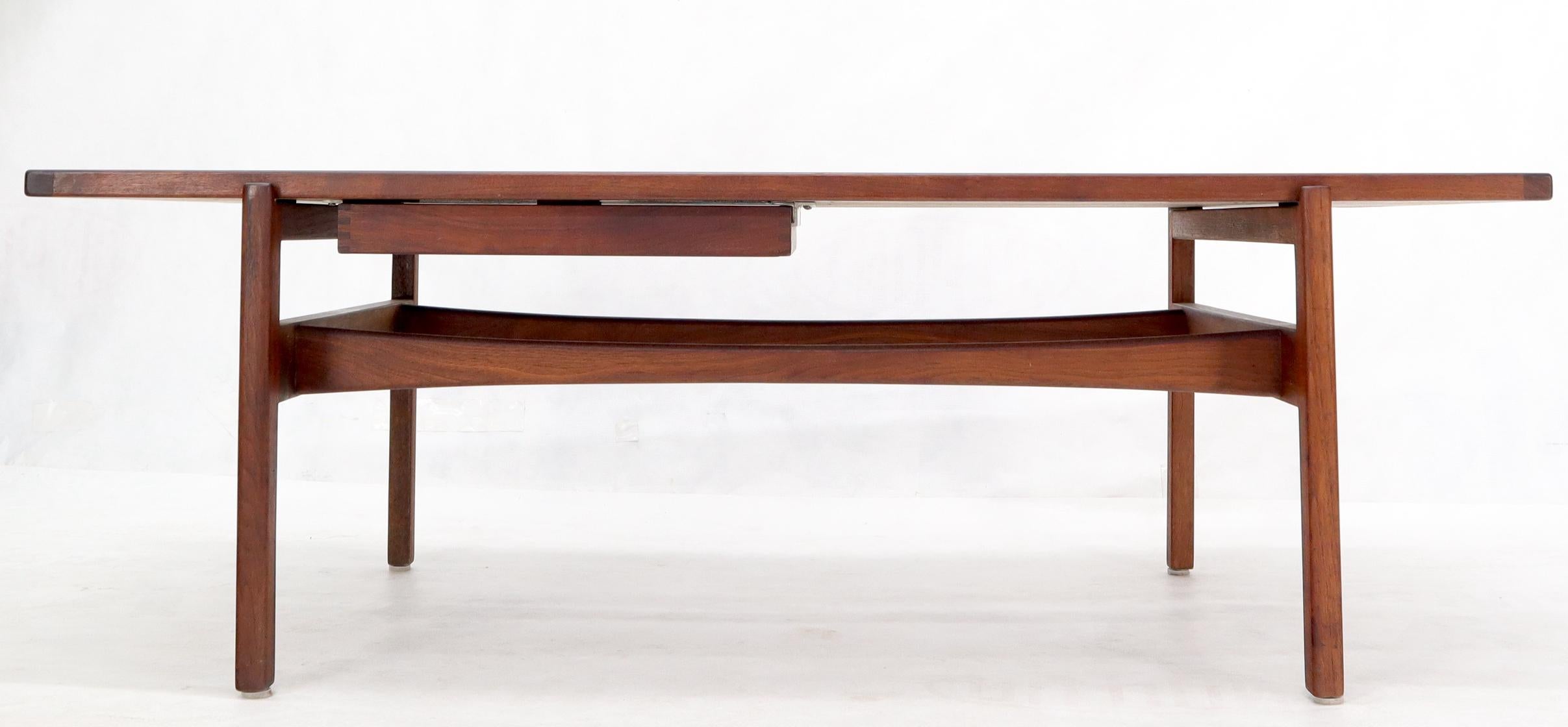 One Drawer Rectangle Shape Teak Danish Mid-Century Modern Coffee Table For Sale 1