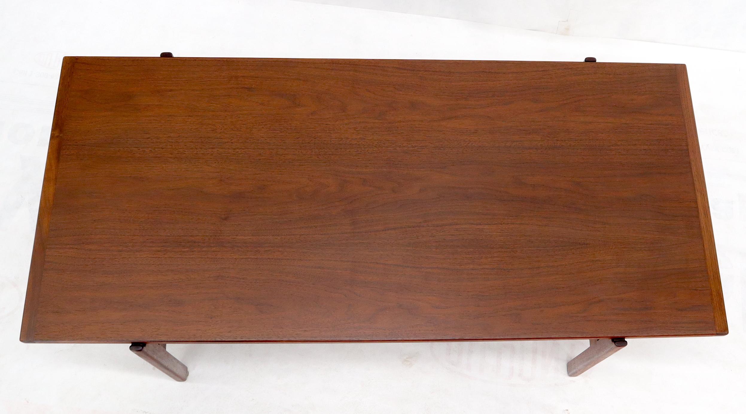 One Drawer Rectangle Shape Teak Danish Mid-Century Modern Coffee Table For Sale 2