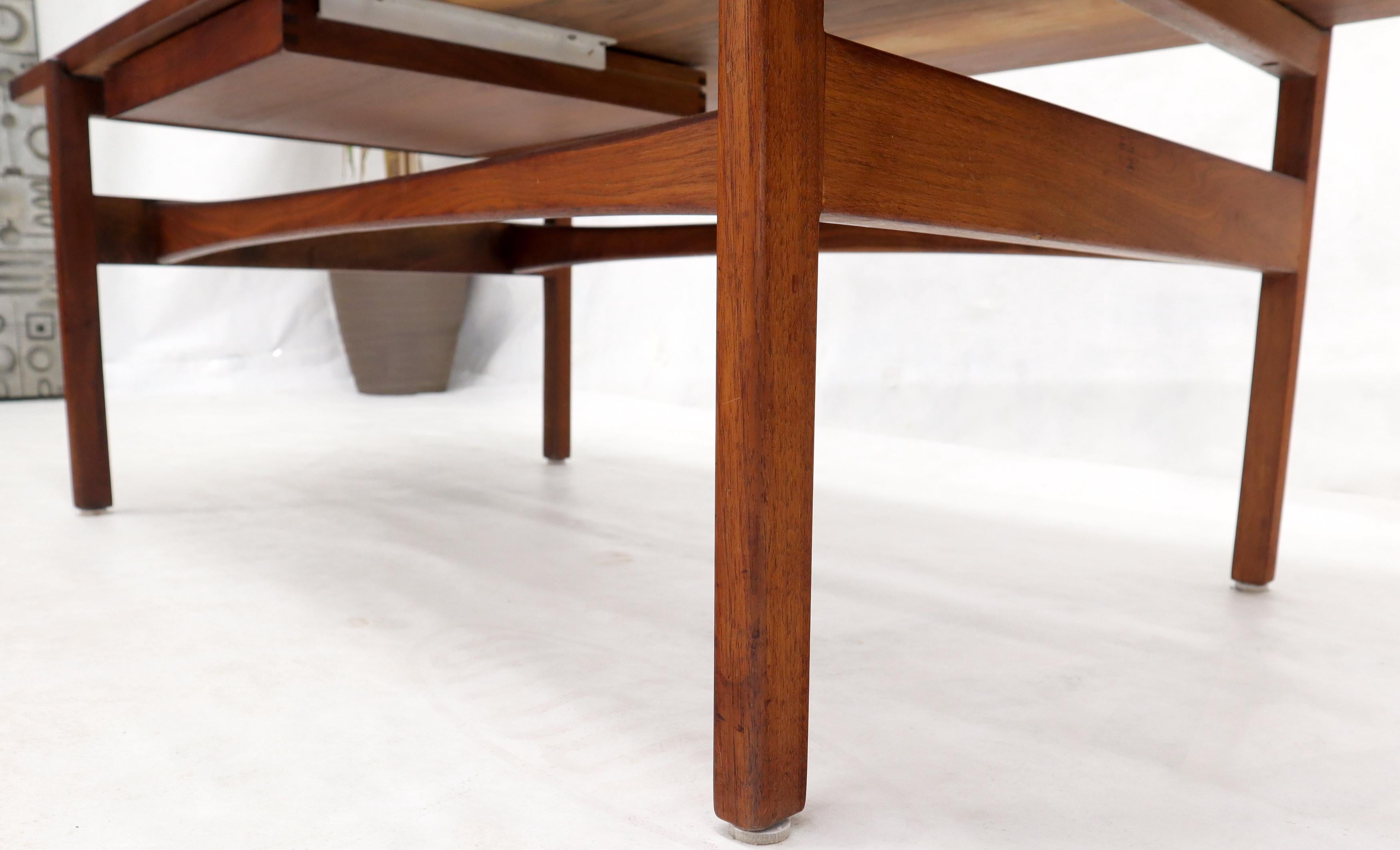 One Drawer Rectangle Shape Teak Danish Mid-Century Modern Coffee Table For Sale 5
