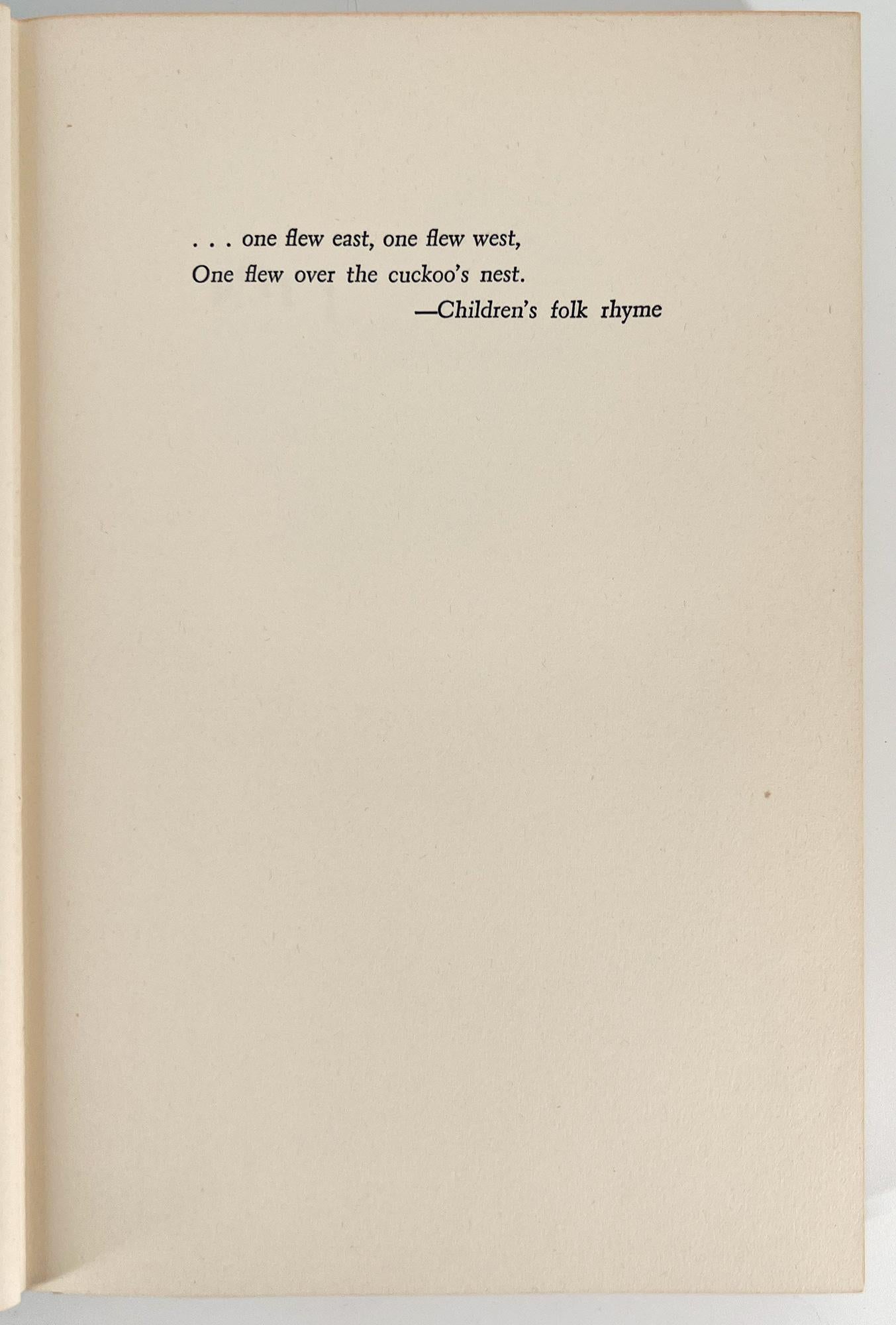 Papier Vol au-dessus d'un nid de coucou par Ken Kesey - Première édition, deuxième édition avec DJ en vente