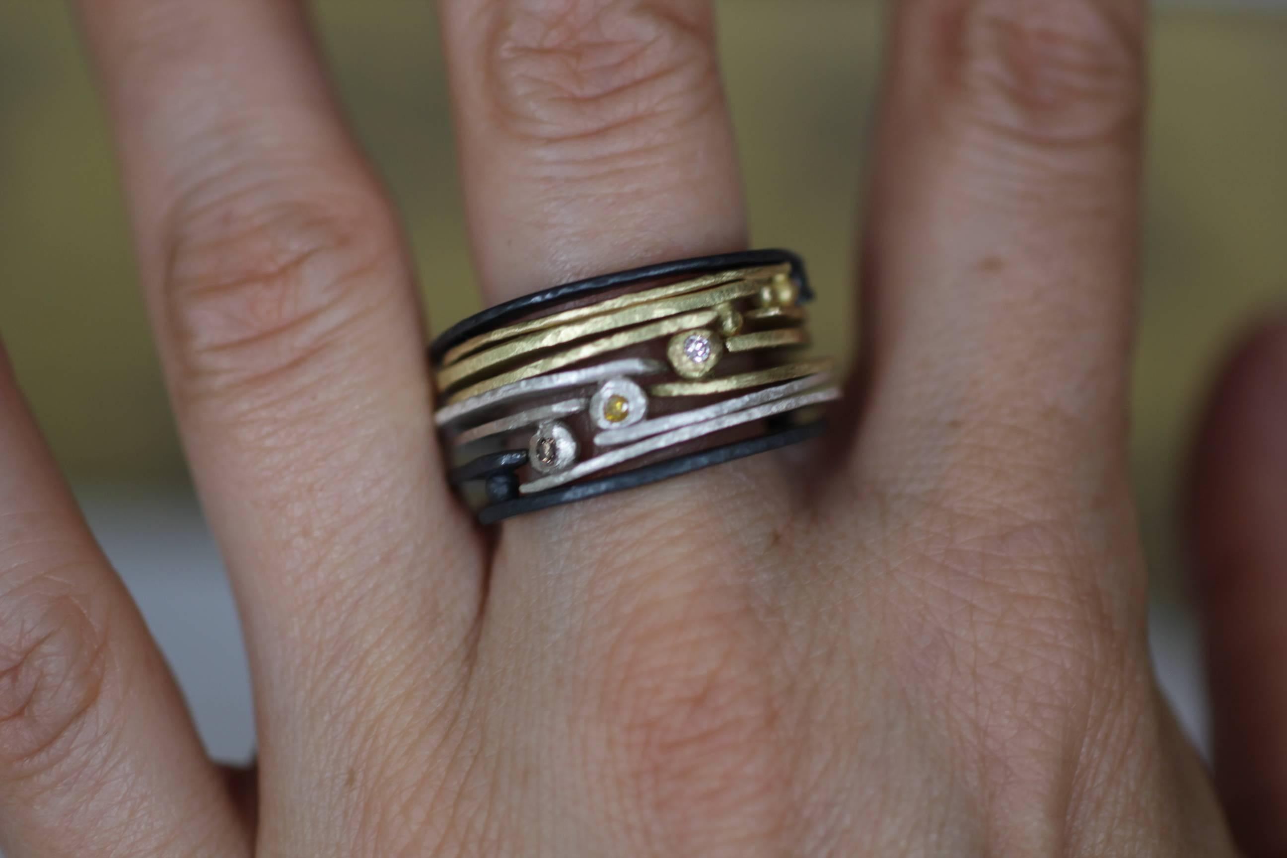 One Granule Moderner Ring aus oxidiertem Sterlingsilber mit Oxidiertem Sterlingsilber Mehr Mode-Stapeldesigns im Angebot 6