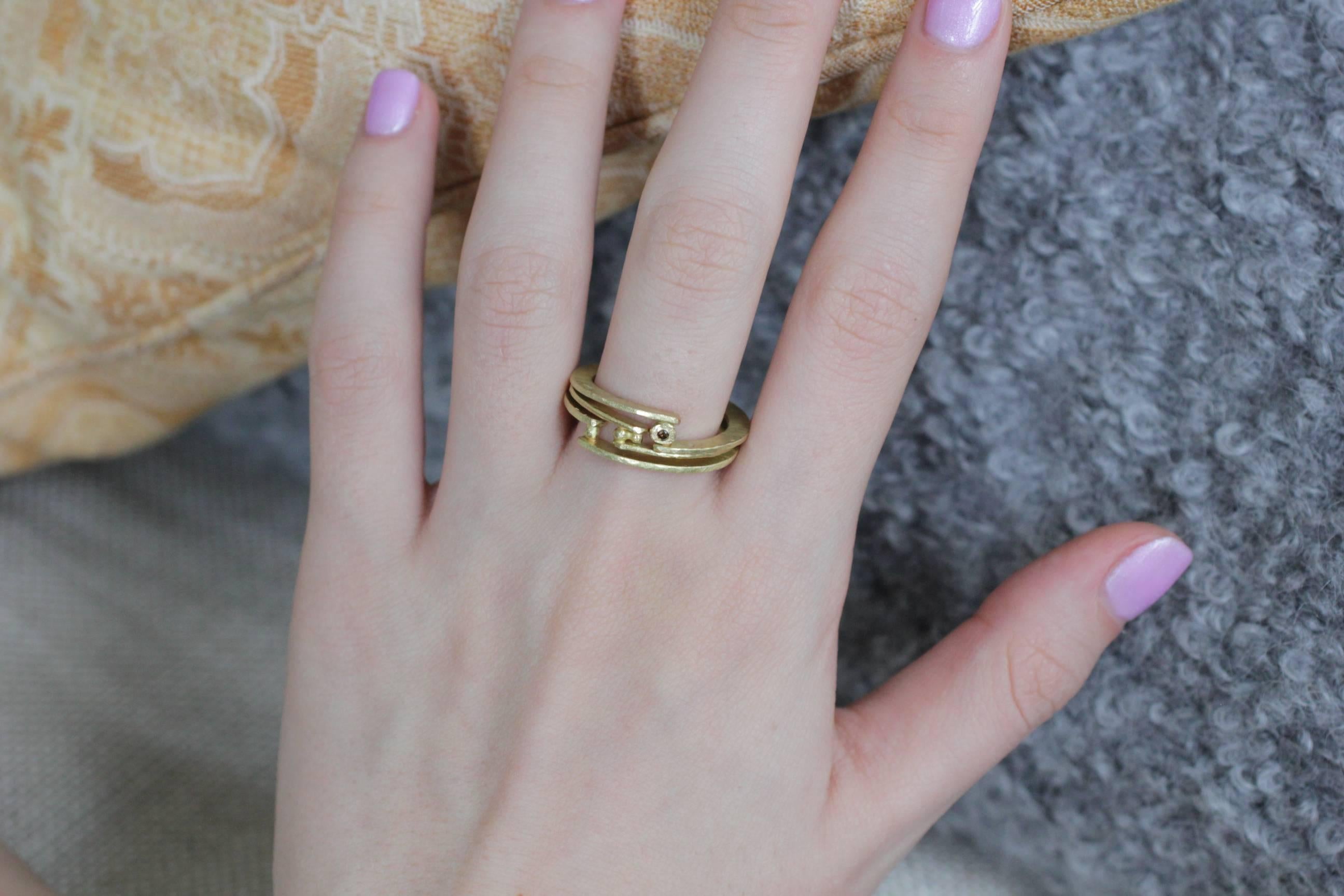 One Granule Moderner Ring aus oxidiertem Sterlingsilber mit Oxidiertem Sterlingsilber Mehr Mode-Stapeldesigns für Damen oder Herren im Angebot