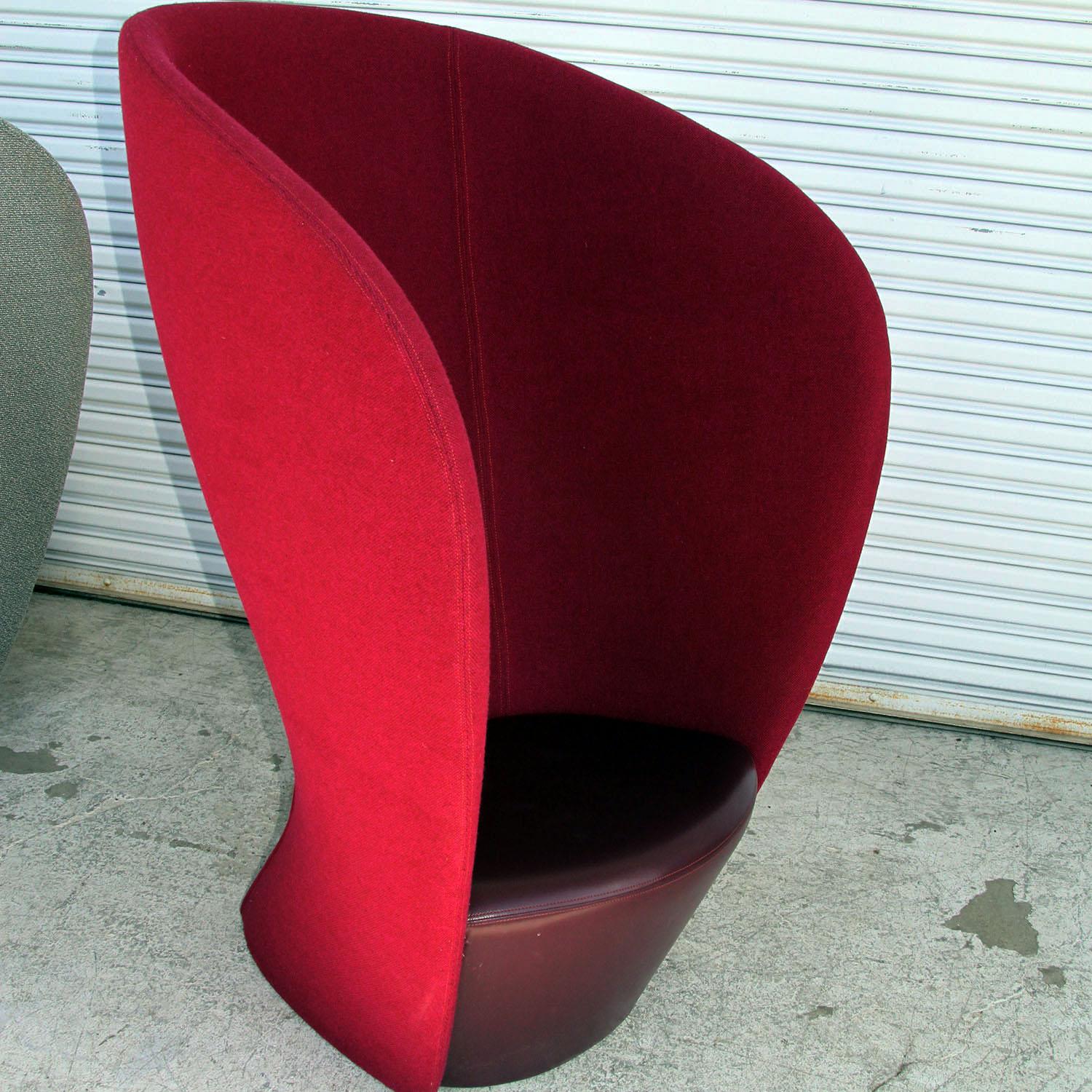 Moderne Une chaise longue Hightower Shelter en vente