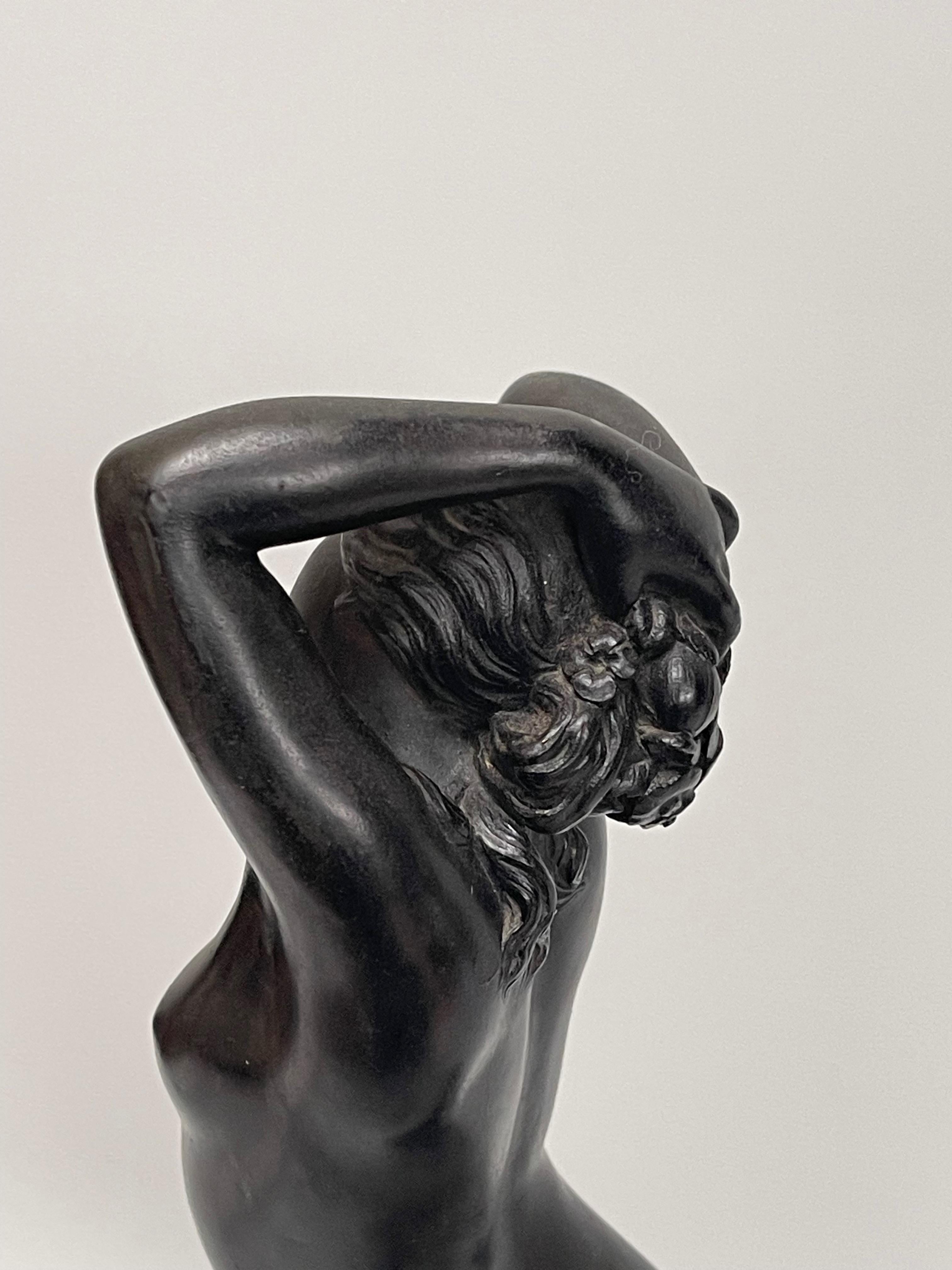 Sculpture en bronze « One hour of the Night » de Joseph Michel Pollet en vente 7