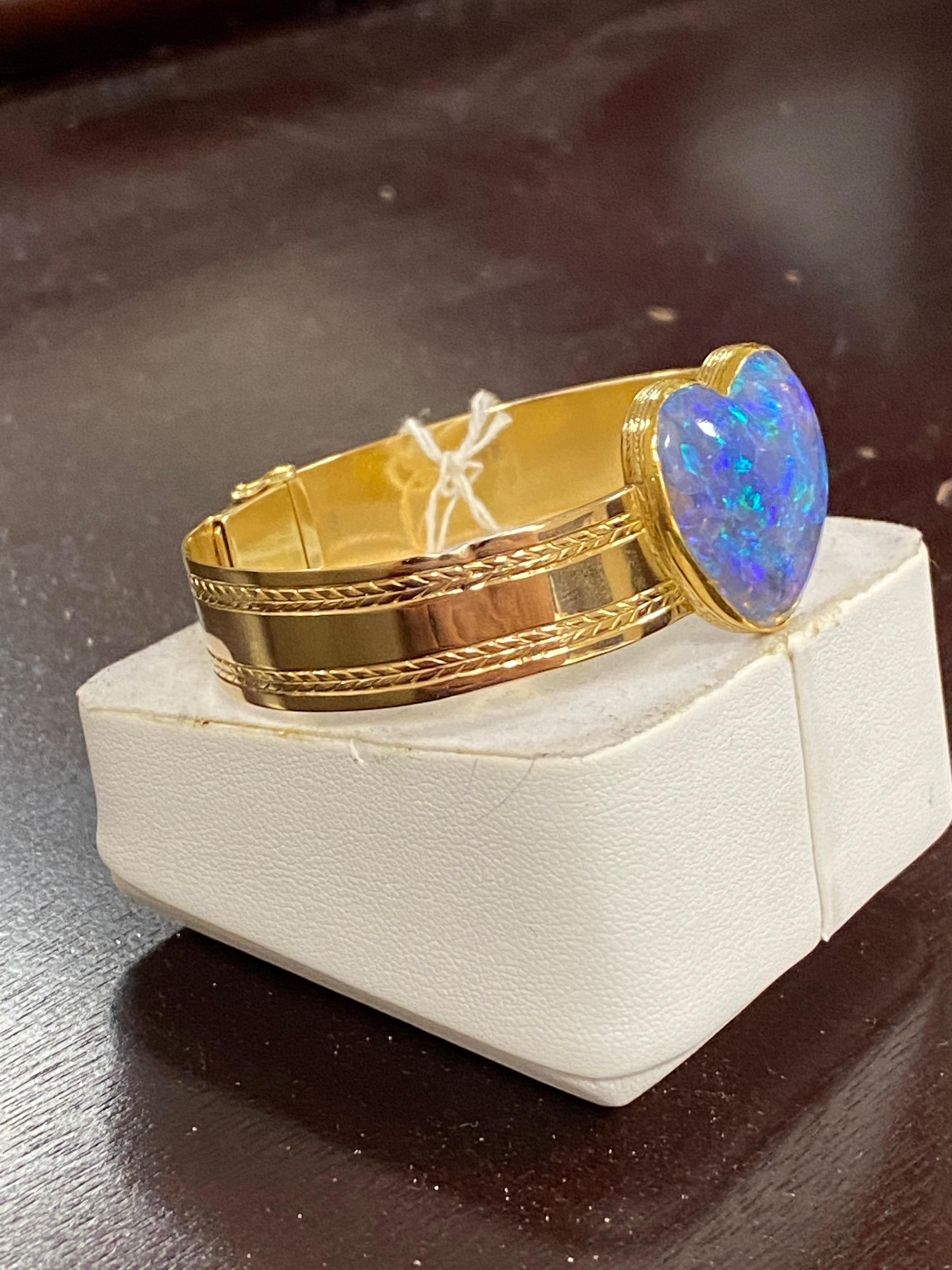 One Lady's Schwarzes Opal- und Diamantarmband (Cabochon) im Angebot