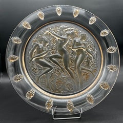 One  Lalique  Côte d'Or Plate in white and brown patinated glass.