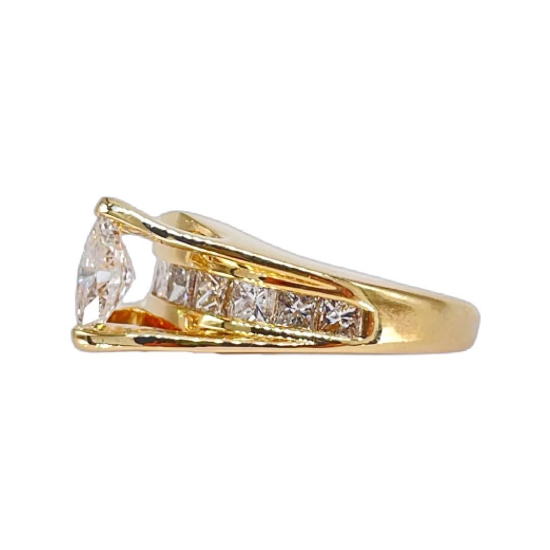 Diamantring mit 10 Diamanten im Prinzessinnenschliff in Marquise-Form, hochprofilig besetzt (Kunsthandwerker*in) im Angebot