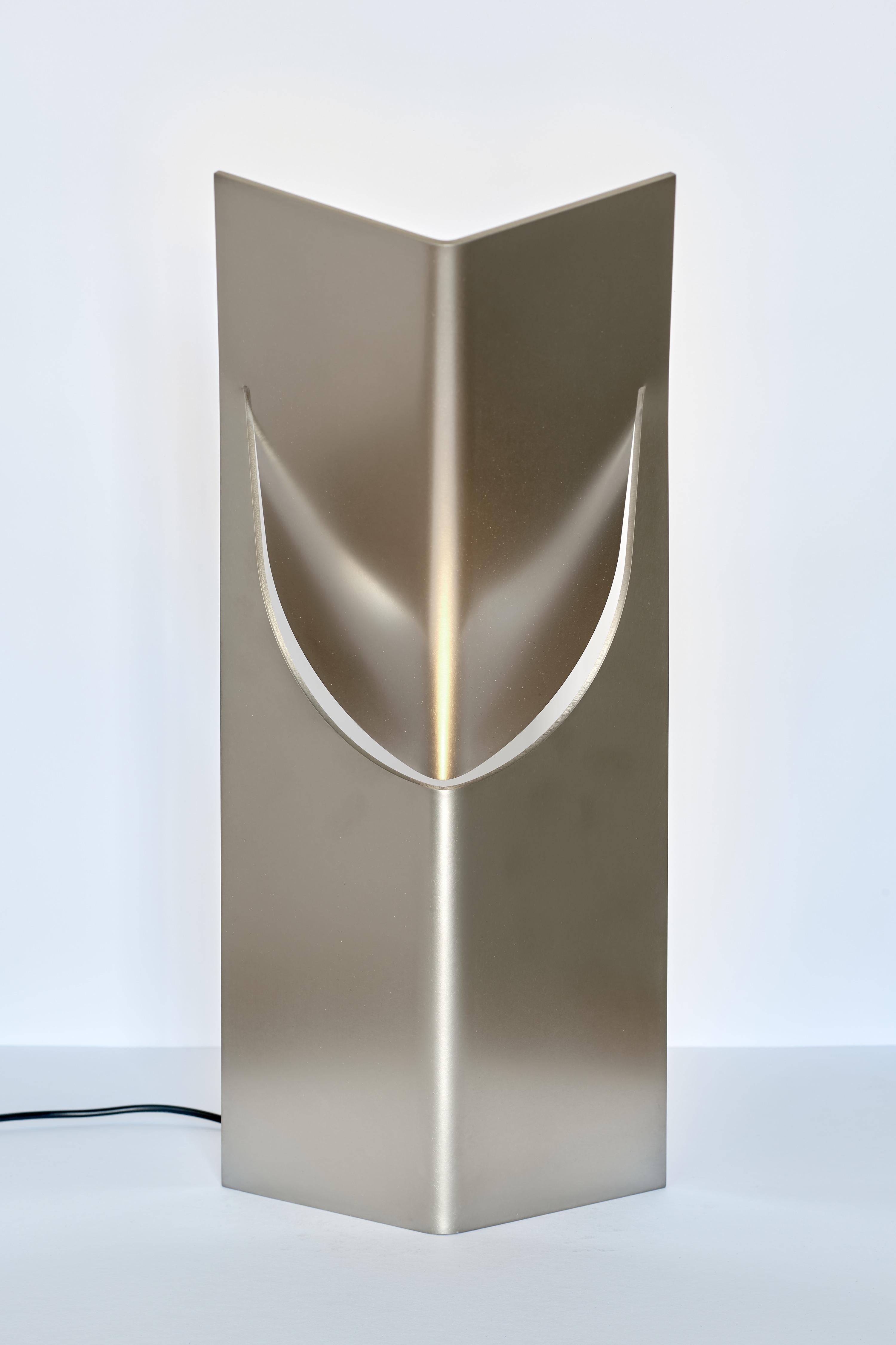 Dutch ONE MASK Table Light, Brushed Stainless Steel by Frank Penders For Sale