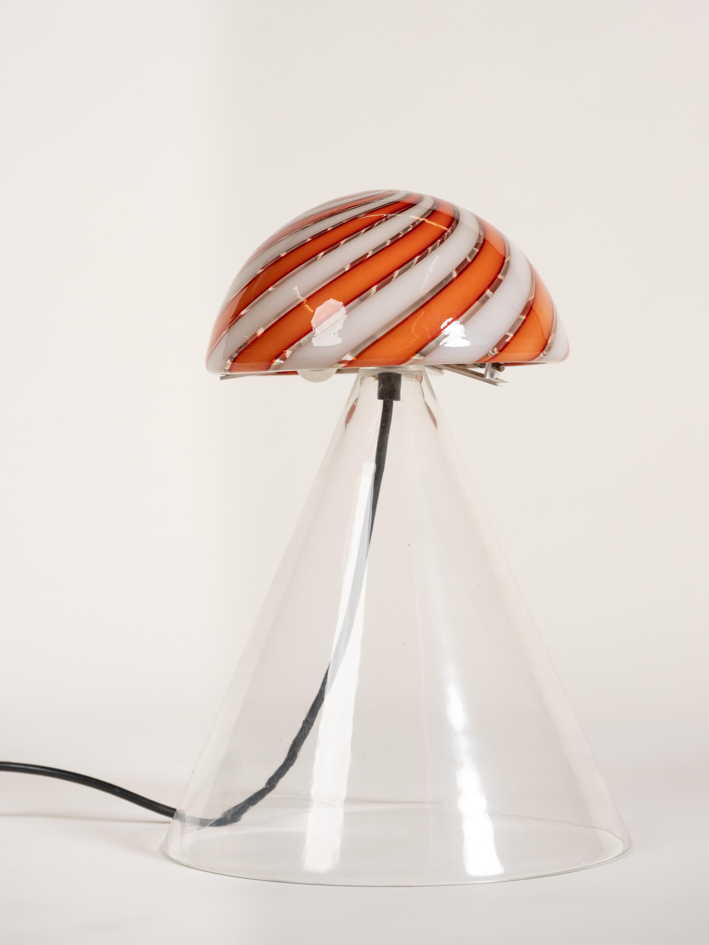 Una lámpara de mesa Mazzega Murano, Italia, años 70 Moderno orgánico en venta