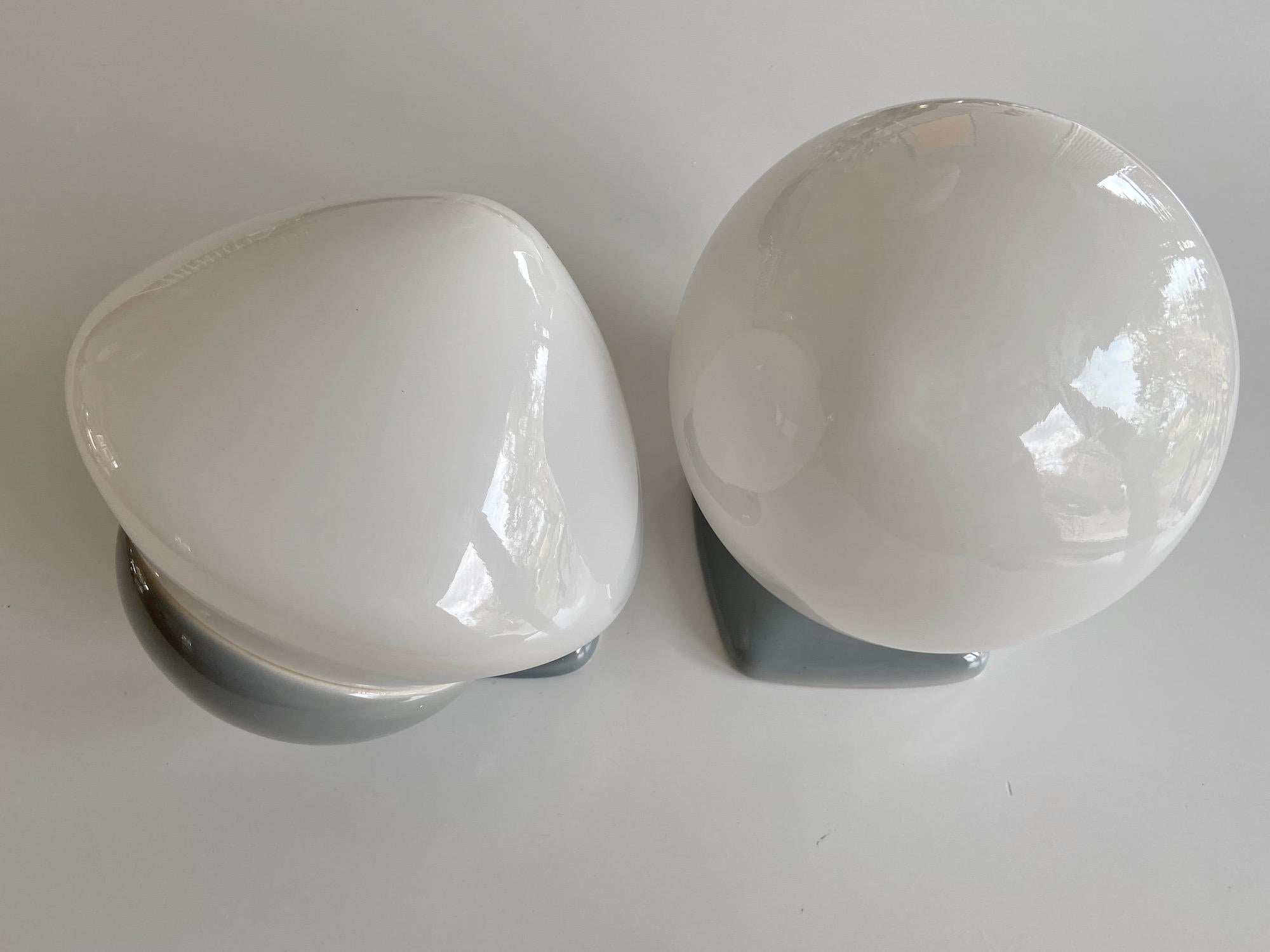 One of 2 Porcelain Stig Carlsson Ifö Wall Lamps Made in Sweden In Good Condition In Krefeld, DE
