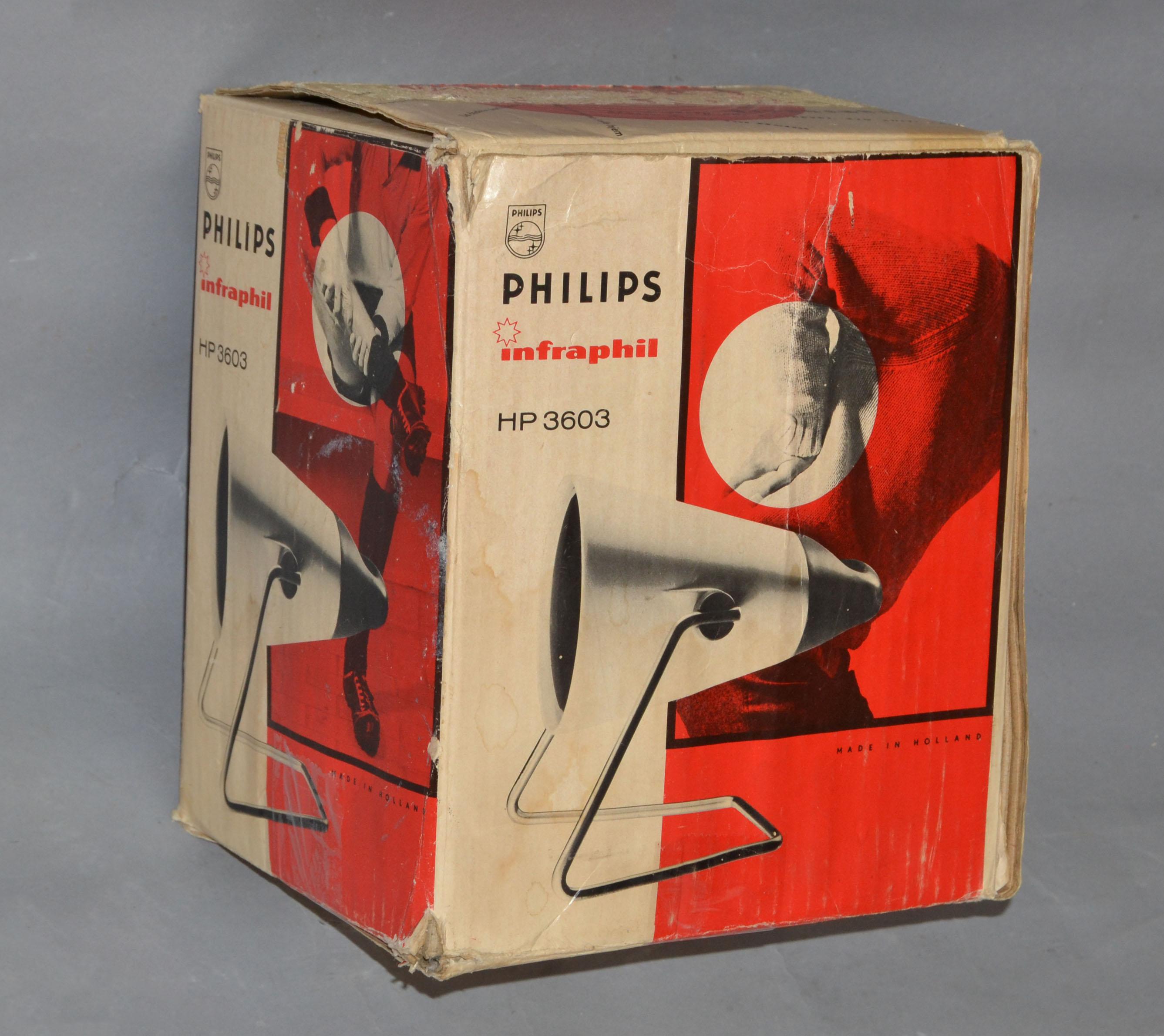 Uno de 3 Philips Vintage Lámpara de calor por infrarrojos Charlotte Perriand HP 3603 Infraphil Metal en venta