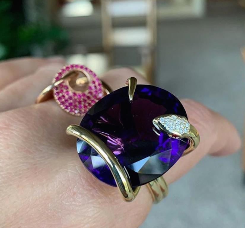One of A Kind 18 Karat Natural Amethyst Diamond Climbing Snake Ring For Sale 3