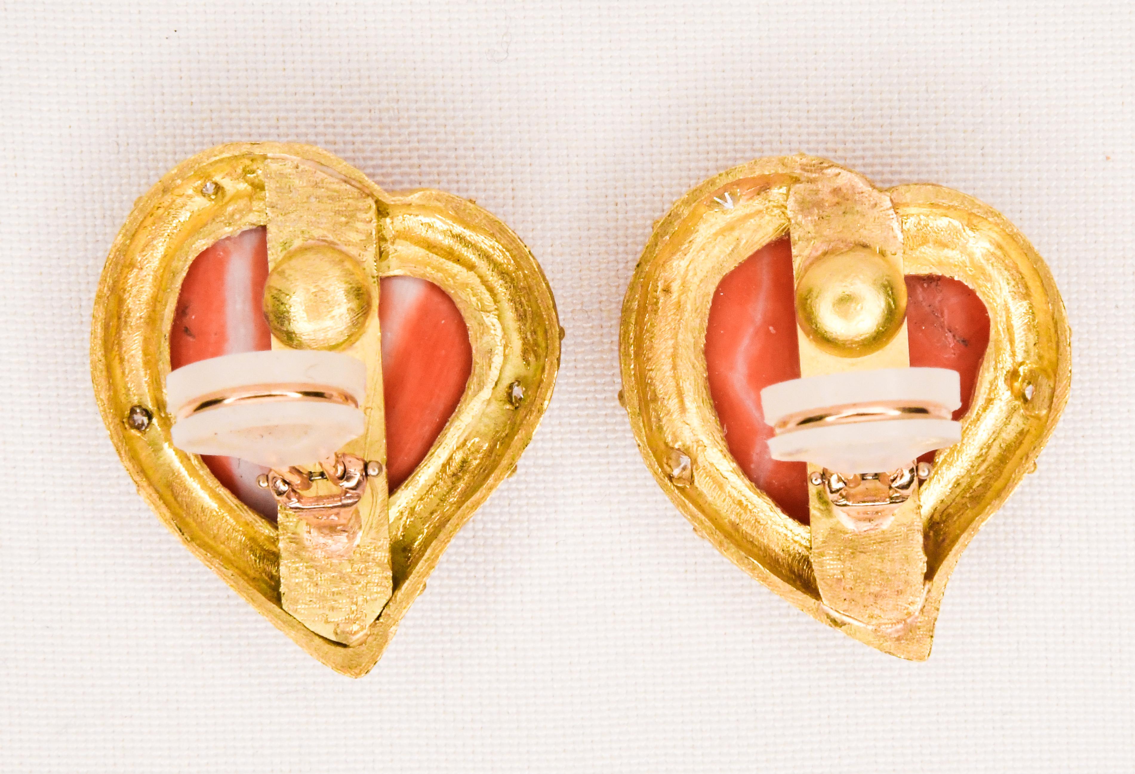 Brilliant Cut One of a Kind 18 Karat Yellow Gold Heart Shape Coral & Diamond Clip on Earrings For Sale