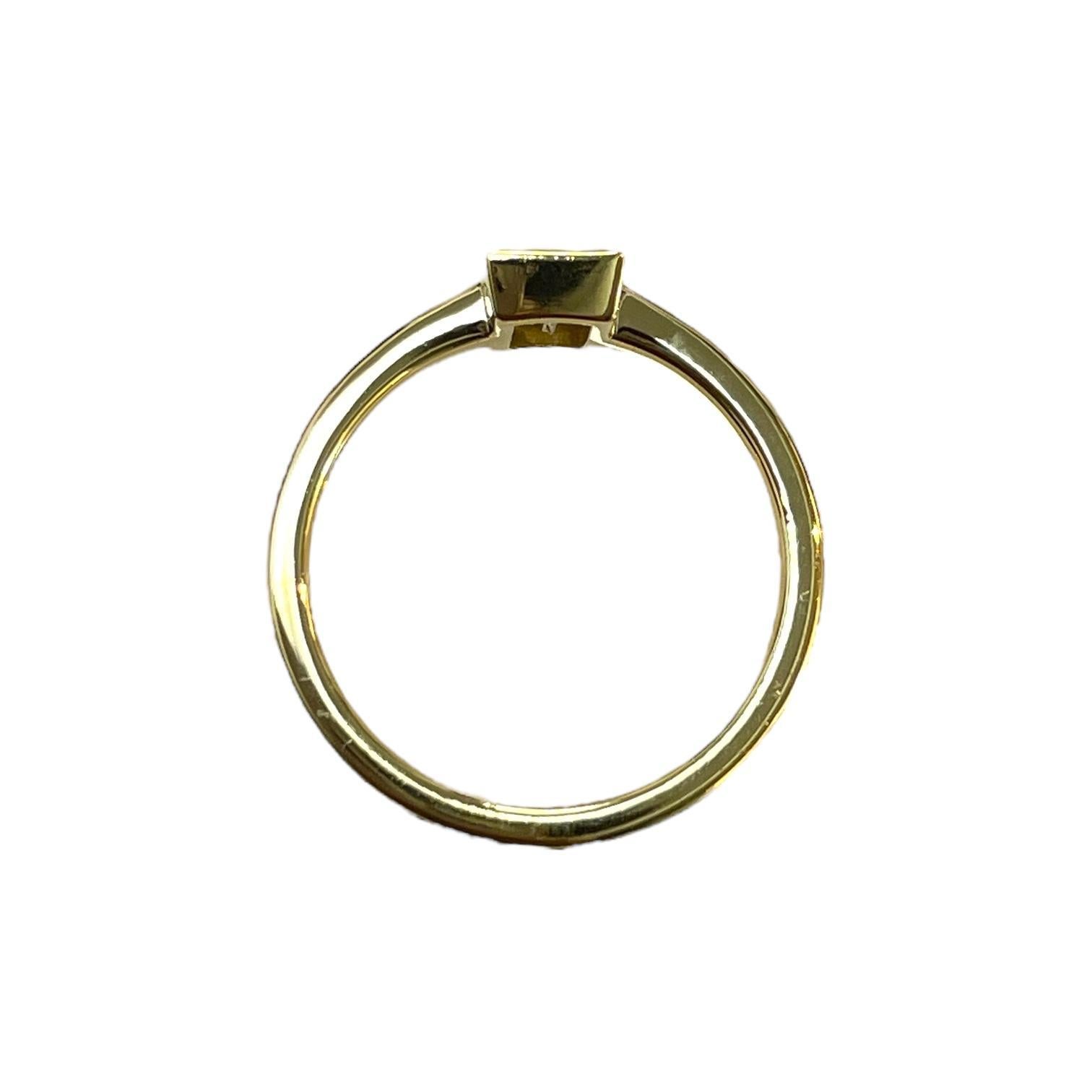 Baguette Cut One of a kind 18K Yellow Gold Bezel Baguette Natural Diamond Ring For Sale