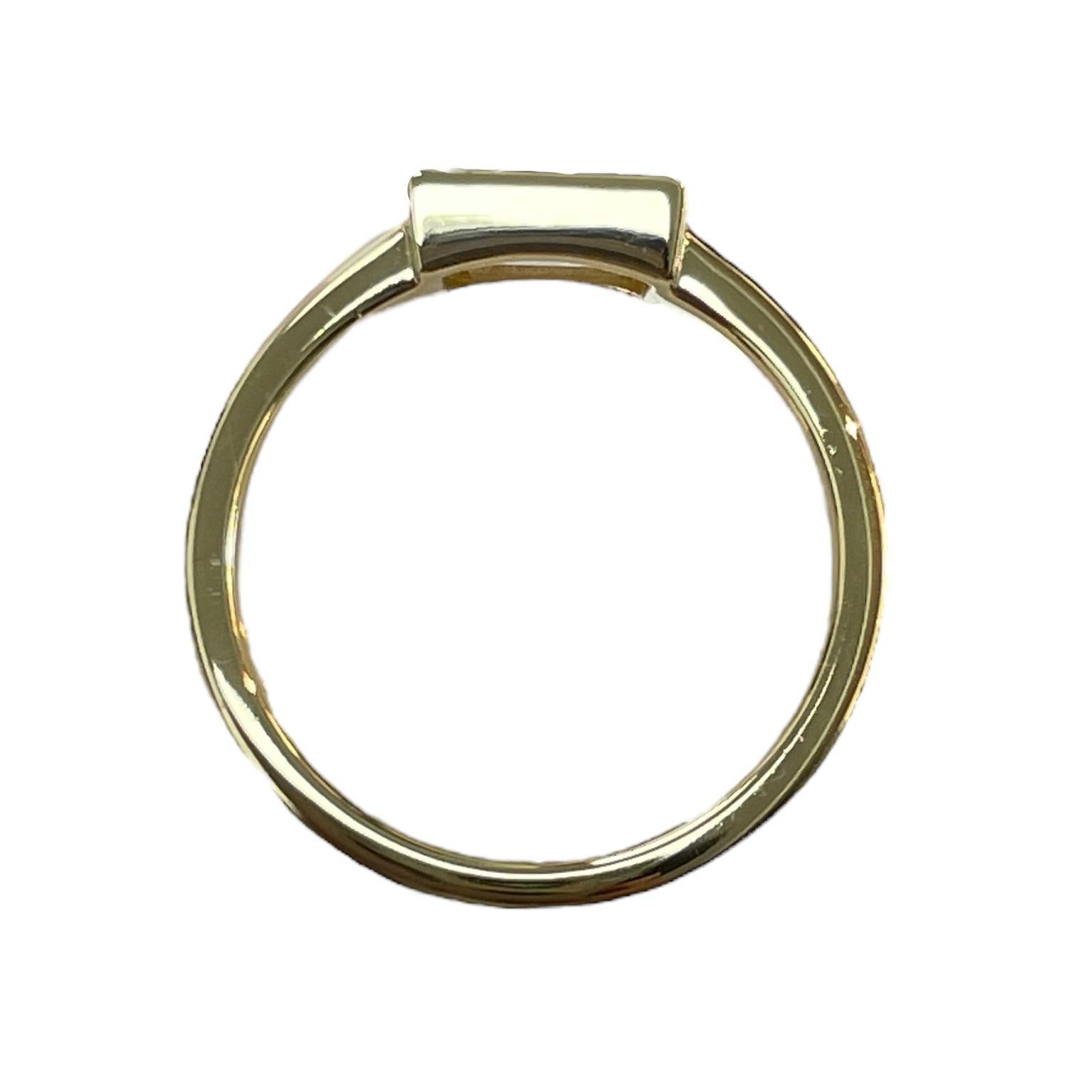 One of a kind 18K Yellow Gold Bezel Baguette Natural Diamond Ring In New Condition For Sale In New York, NY