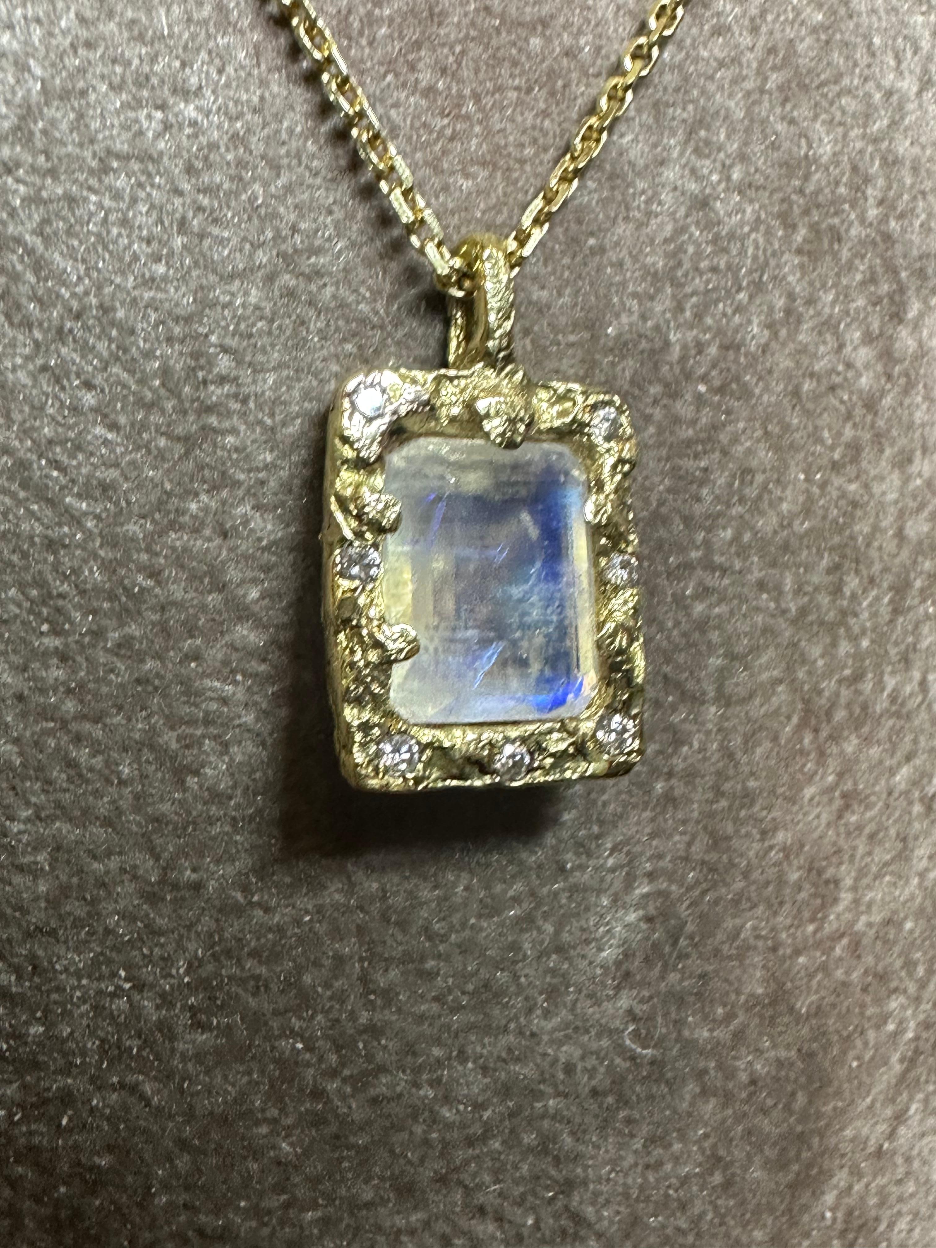 One of a Kind 18k Yellow Gold Emerald Cut Moonstone Necklace with Diamonds 1