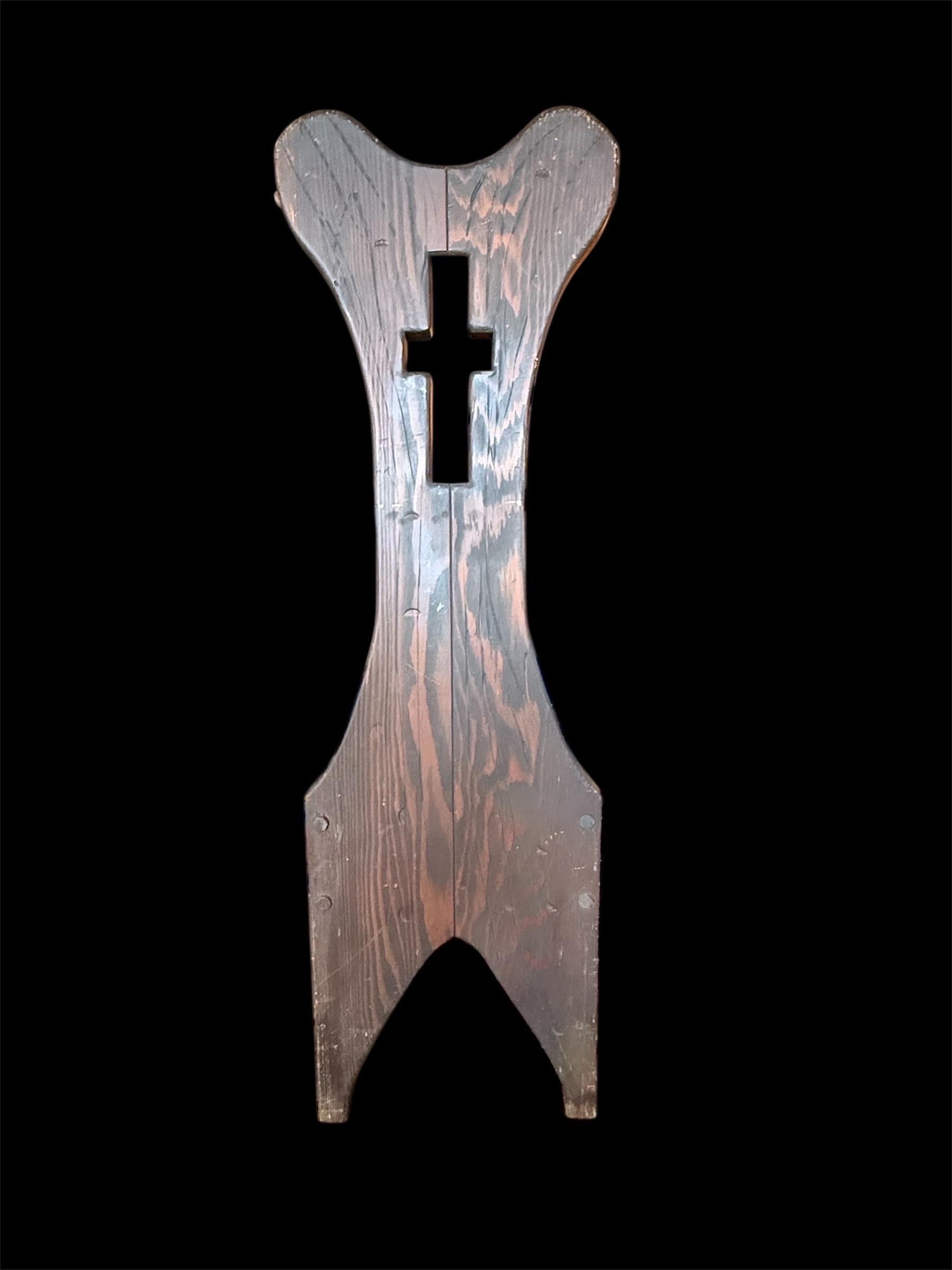 Chaises de pasteur uniques des années 1920 en bois de séquoia ancien, Californie en vente 2