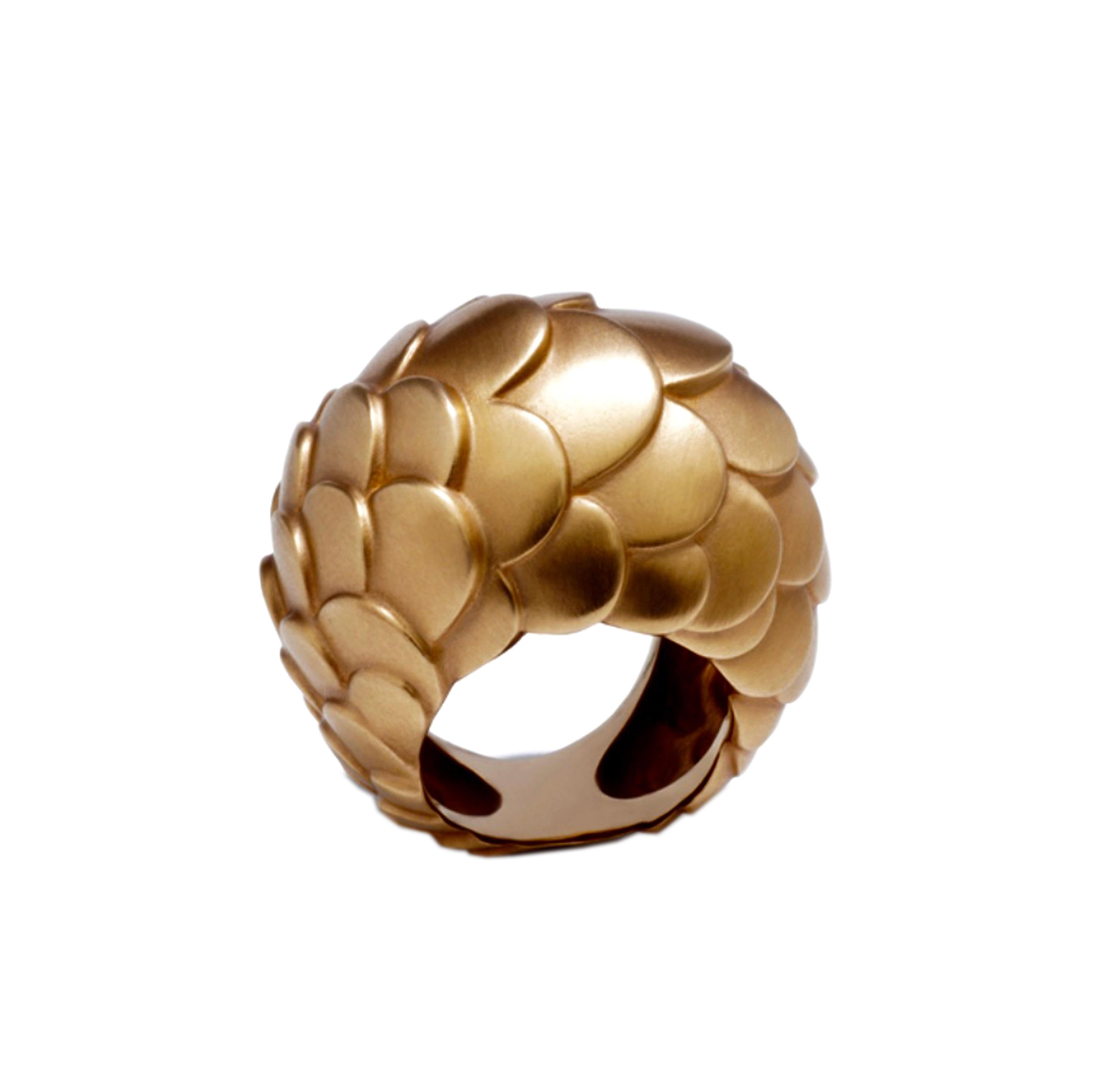 Contemporary One-of-a-kind 2009 Pomellato Sirene Rose Gold Cocktail Ring
