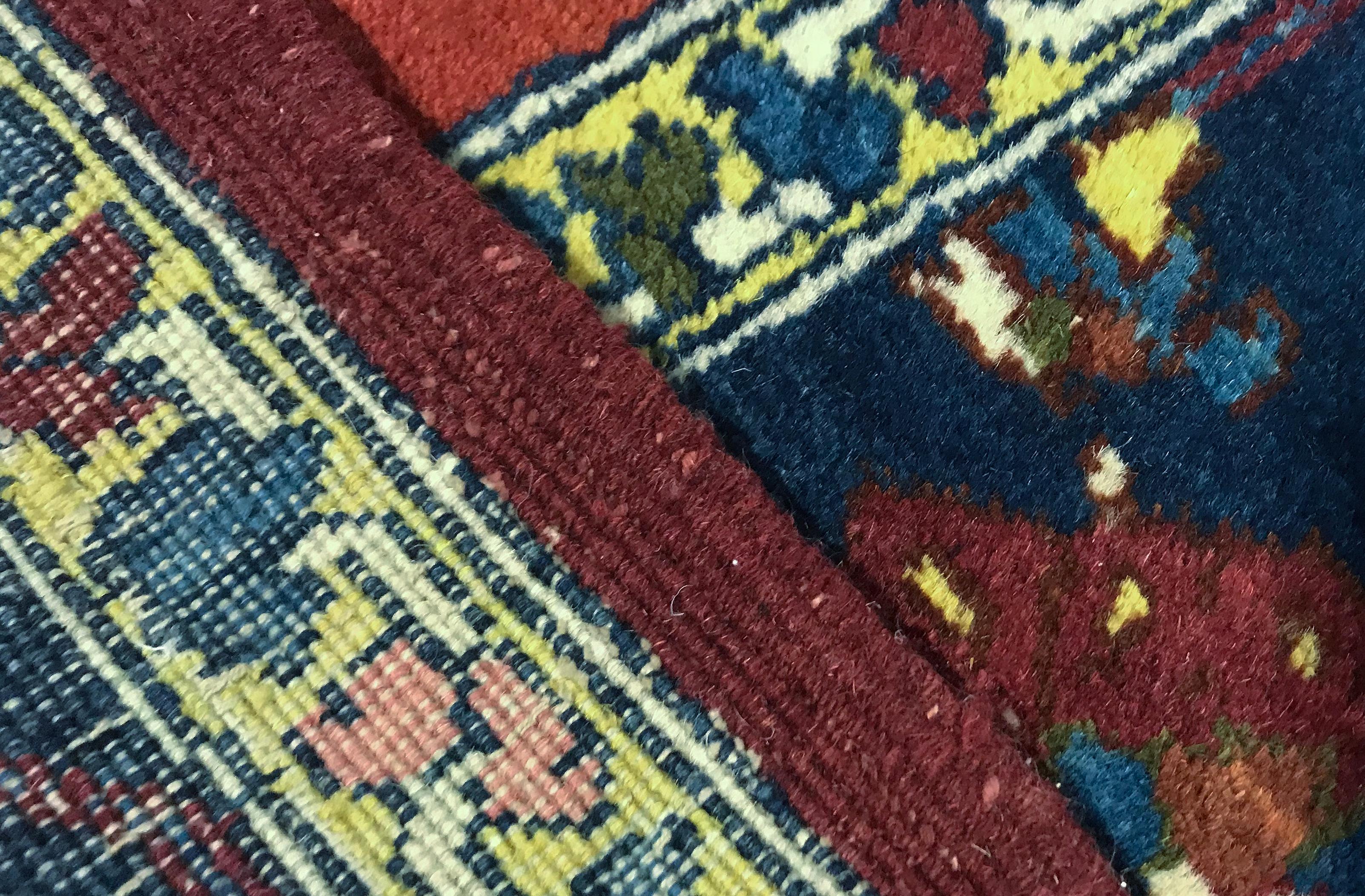 One of a Kind Traditional Handwoven  Wool Area Rug 4’11