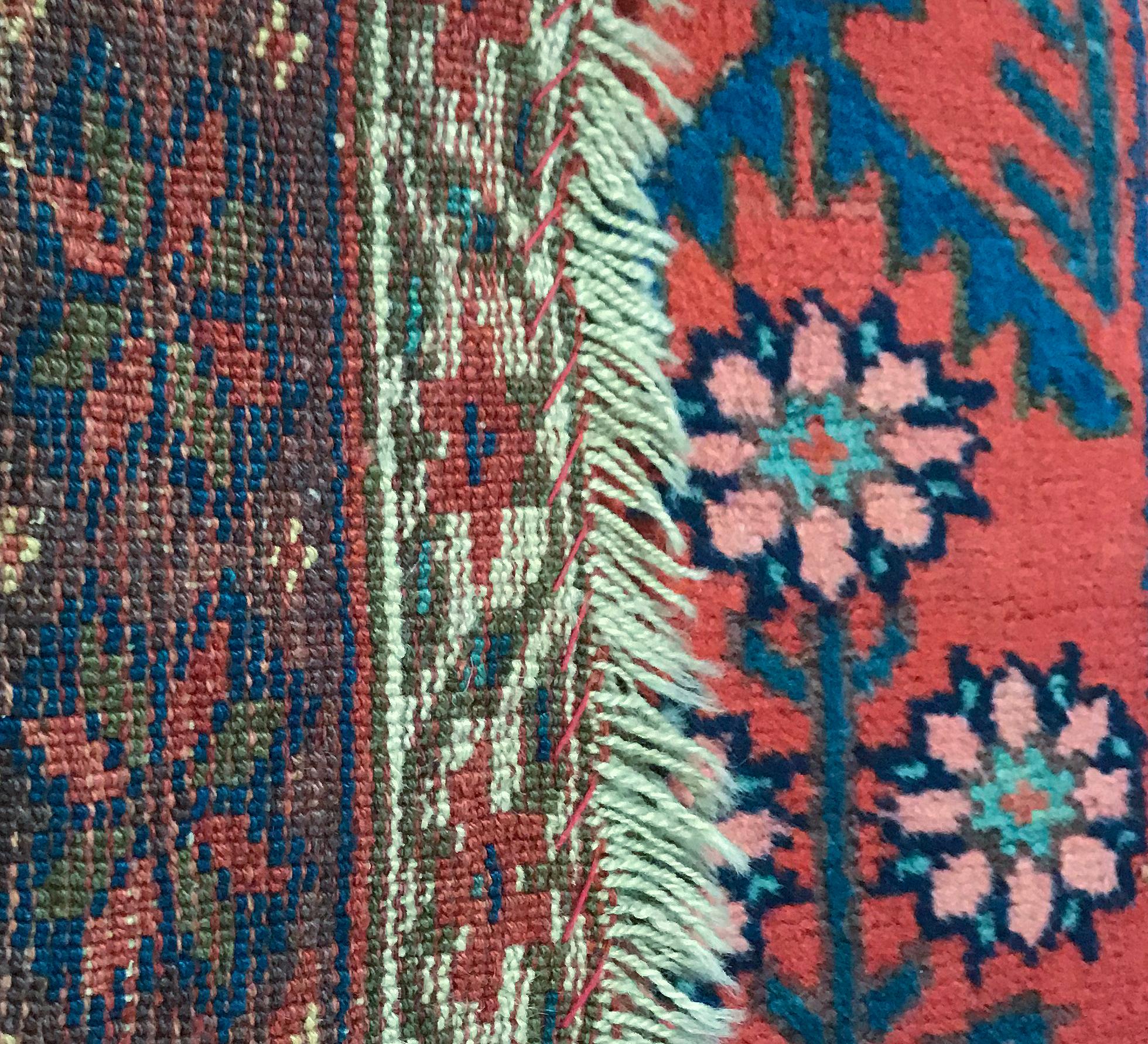 One of a Kind Traditional Handwoven Wool Area Rug 4'9