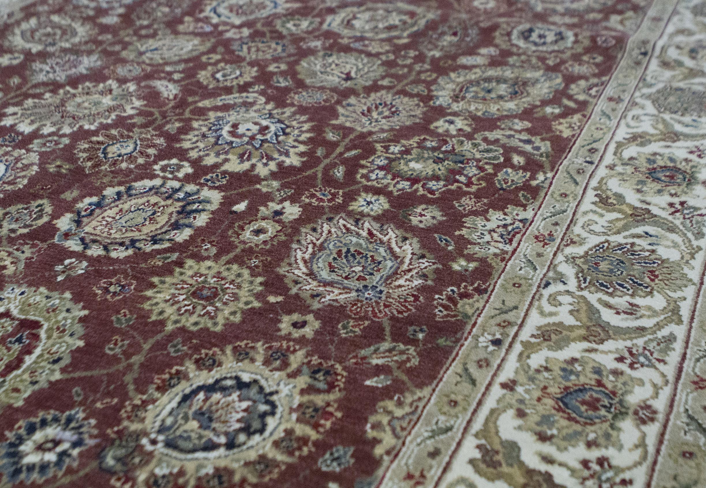 Traditionelle, handgewebte Handgewebe, Unikat  Teppich aus Wolle 5'11 x 9'3 im Zustand „Neu“ im Angebot in Secaucus, NJ
