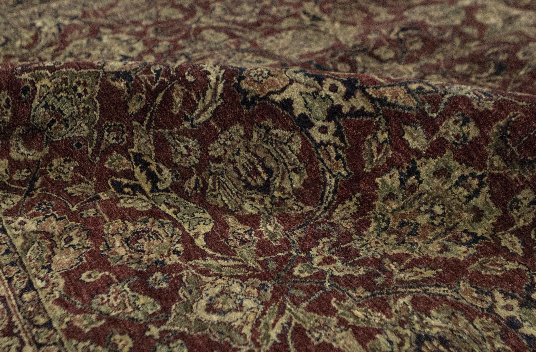 Traditionelle, handgewebte Handgewebe, Unikat  Teppich aus Wolle 6'3 x 9'2 im Zustand „Neu“ im Angebot in Secaucus, NJ