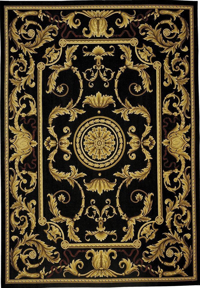 Hand-Woven European Style Wool Area Rug  7'10 x 10' For Sale
