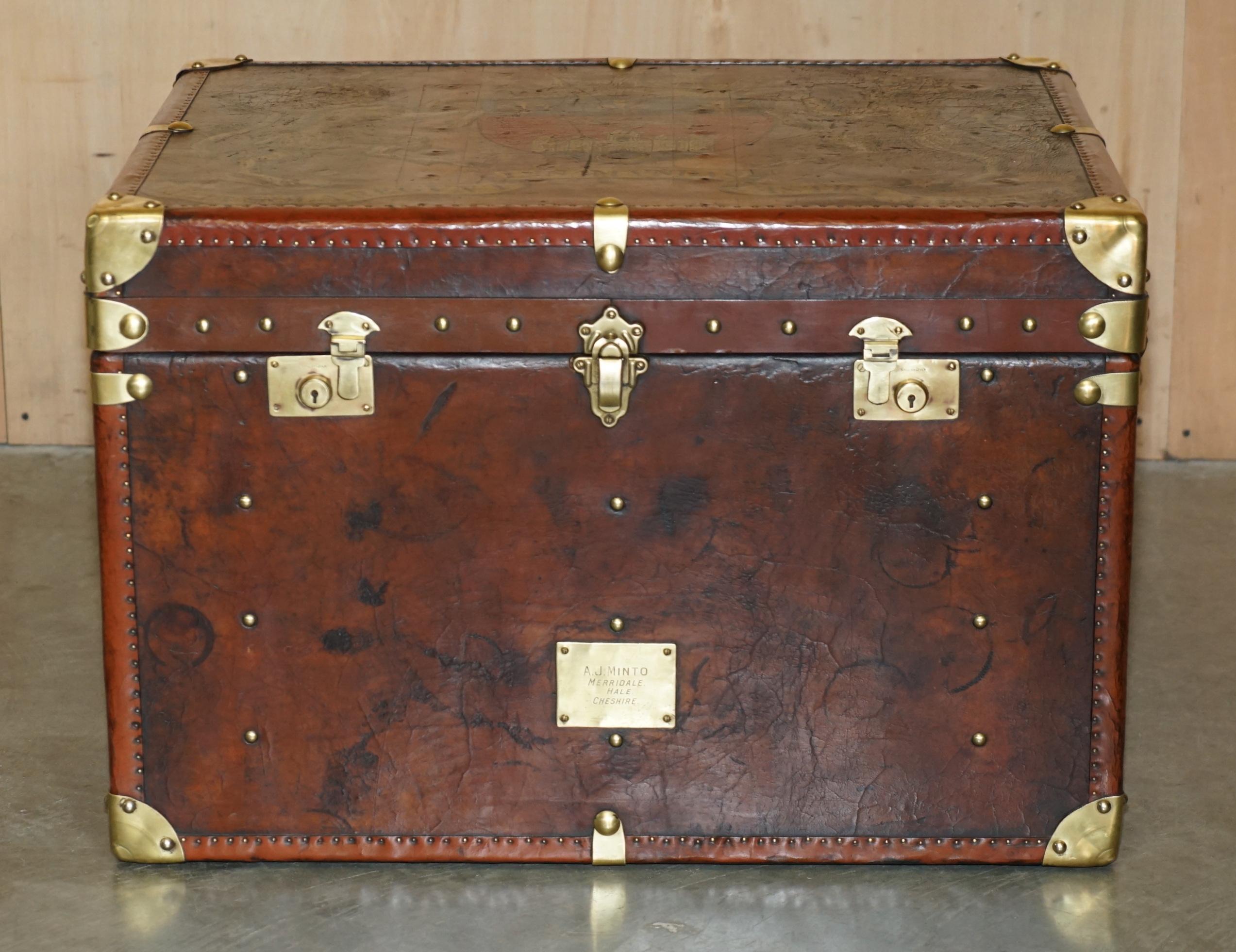 Late Victorian ONE OF A KiND ANTIQUE BROWN LEATHER STEAMER TRUNK WITH ARMORIAL COAT OF ARMS For Sale