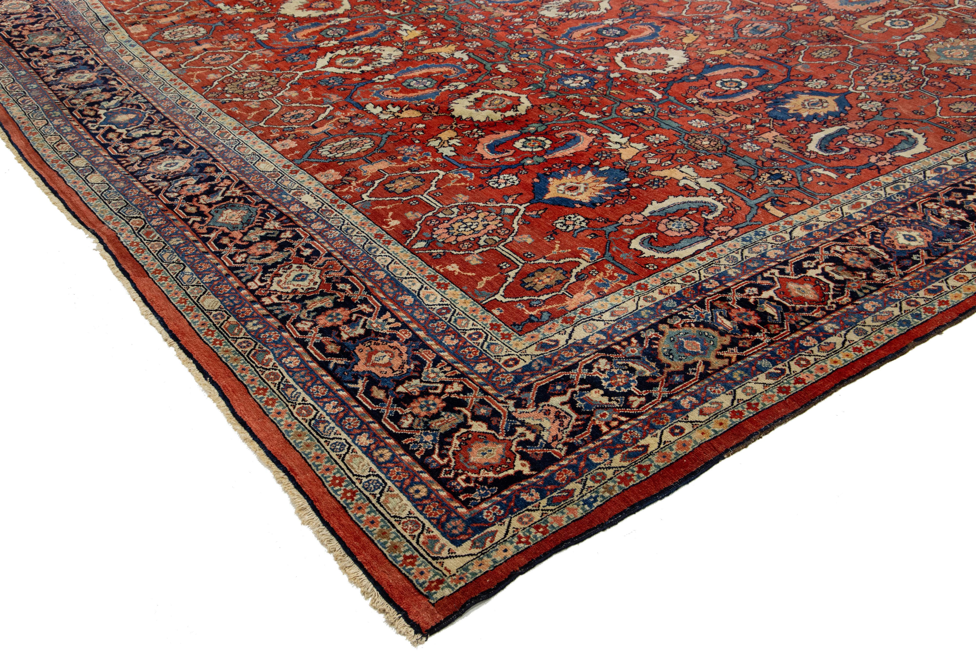 Laine Tapis persan Sultanabad ancien unique en son genre en laine rouge avec motif sur toute sa surface en vente