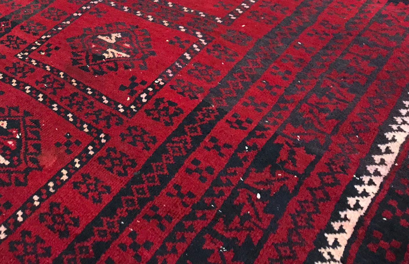 Afghan Balouch Traditional Handwoven Rug 3'1 x 7' In Excellent Condition For Sale In Secaucus, NJ