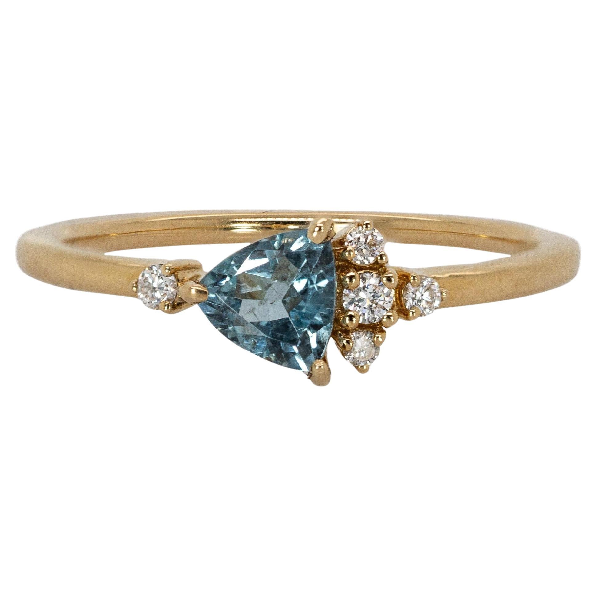 One-of-a-kind Aquamarine Ring w Natural Diamond Accents in Solid 14K Gold TR 5mm