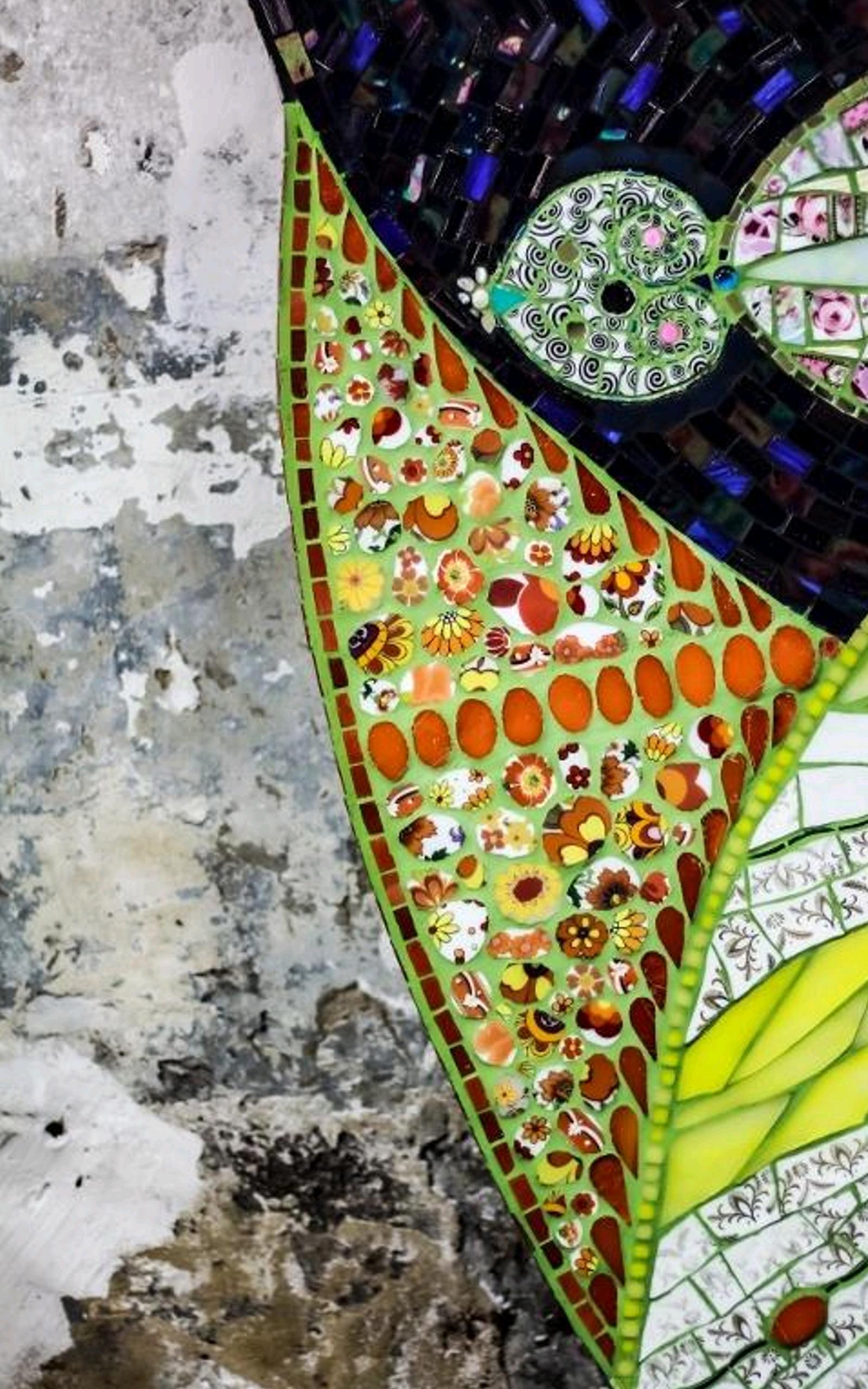 Grande specchio artistico a mosaico fatto a mano, unico nel suo genere, Francia In condizioni Nuovo in vendita a Paris, FR