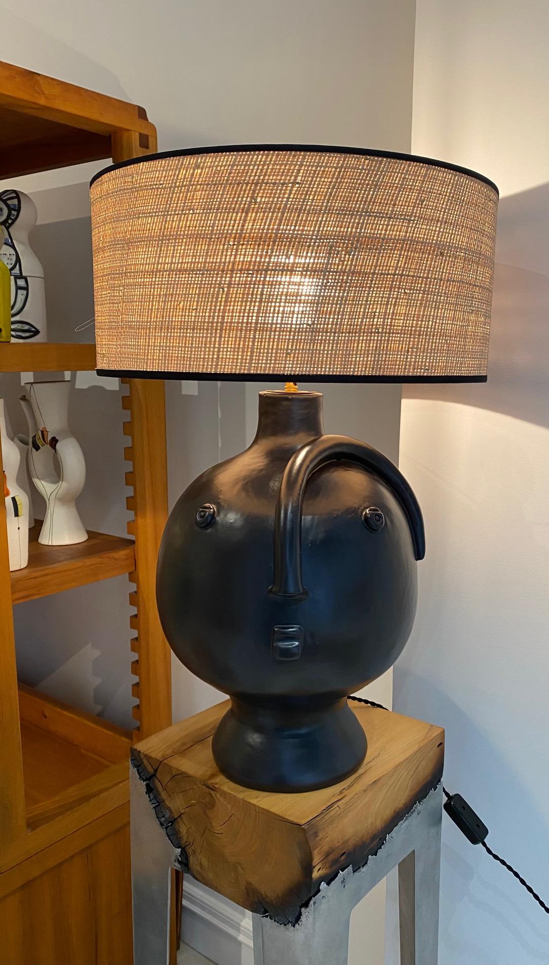 Einzigartiger schwarzer Keramik-Lampensockel, signiert von Dalo im Angebot 1