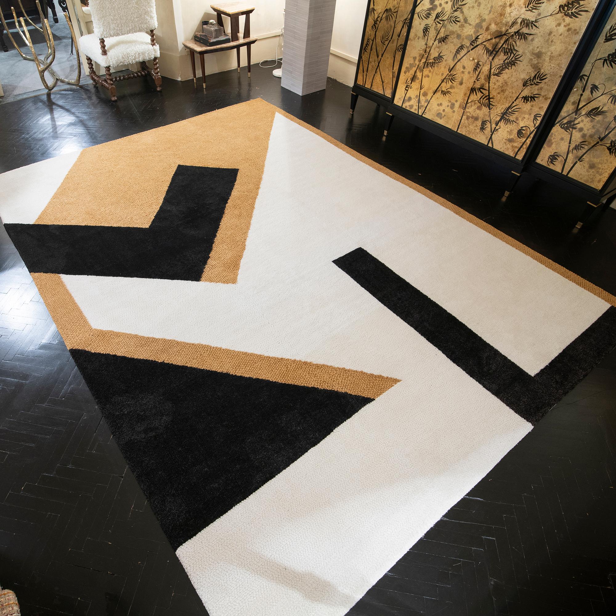One of a Kind Black Ivory Ocra Geometrical Carpet, Nepal, 2020 In New Condition In Firenze, IT