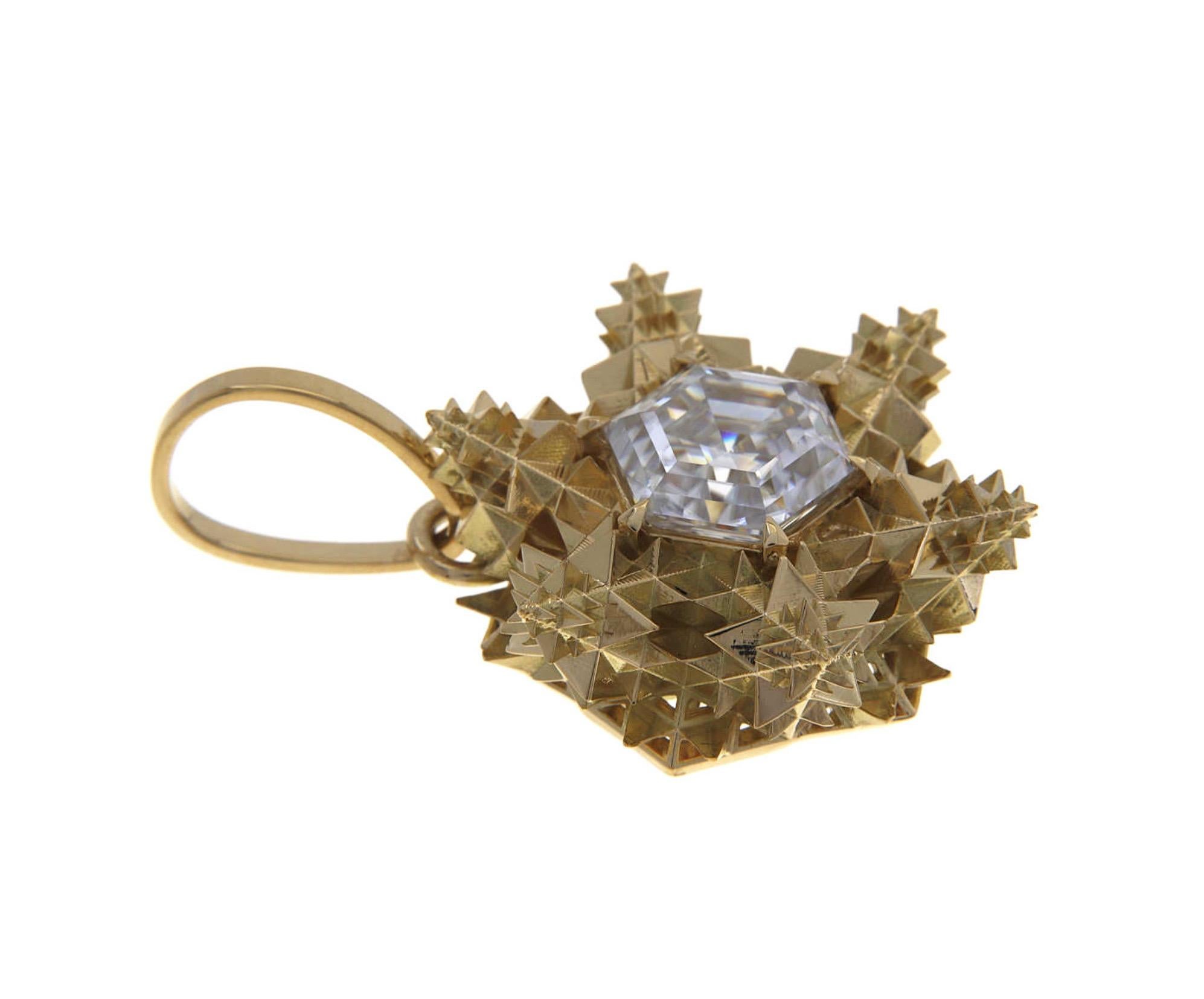 Esagono Collana con ciondolo Celestial Bloom, unica nel suo genere in vendita