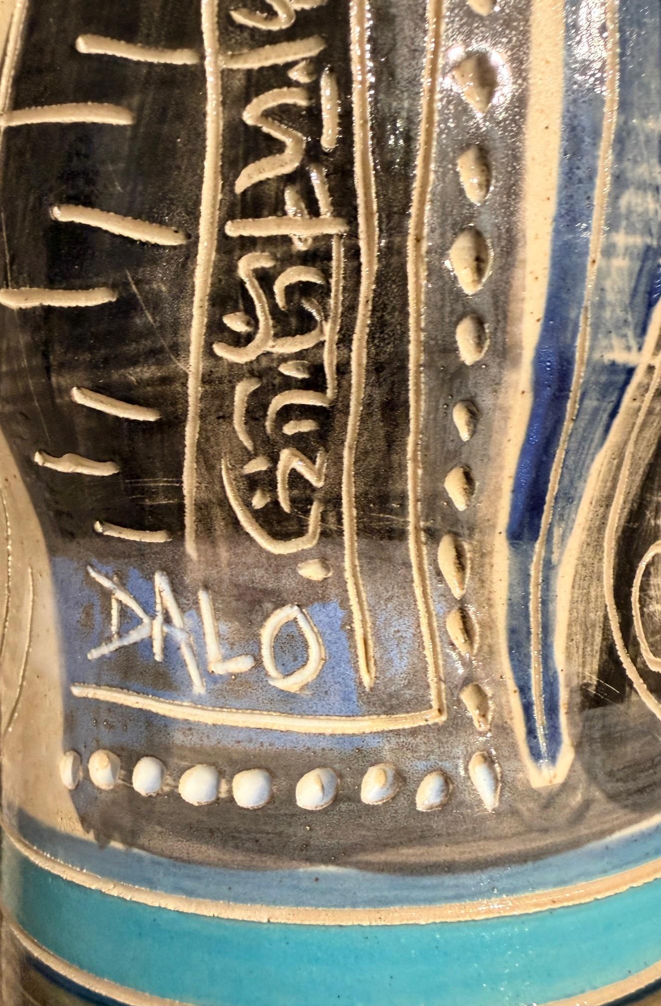 One of a Kind Ceramic Sculpture Vase Signed Dalo in vendita 2