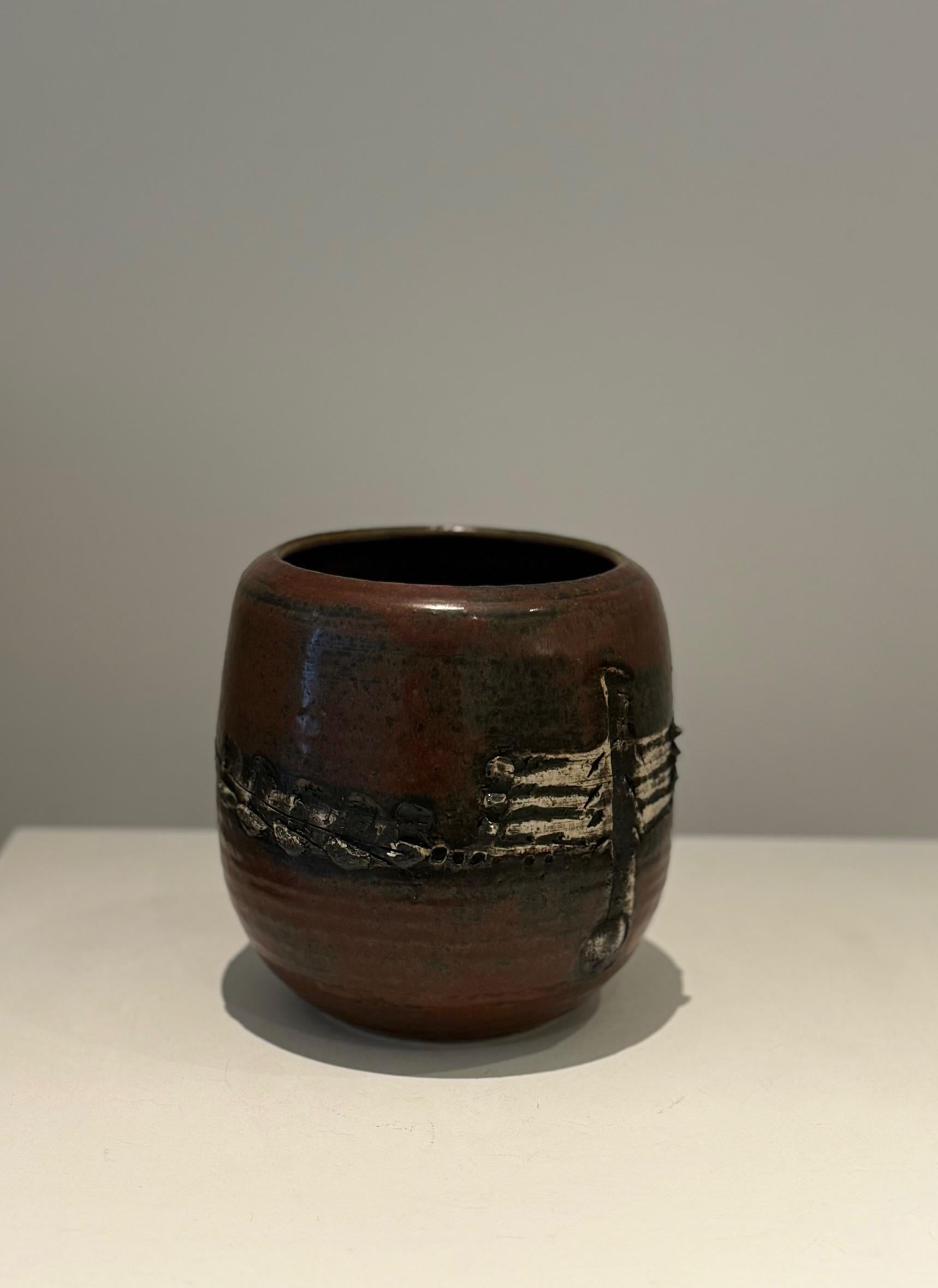 Vaso unico in ceramica di Lisa Larson , Gustavsberg Svezia, anni '60 In condizioni buone in vendita a Paris, FR