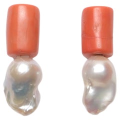 One-of-a-kind Clip-on Earrings in Coral and Pearls from the Danish Brand Monies