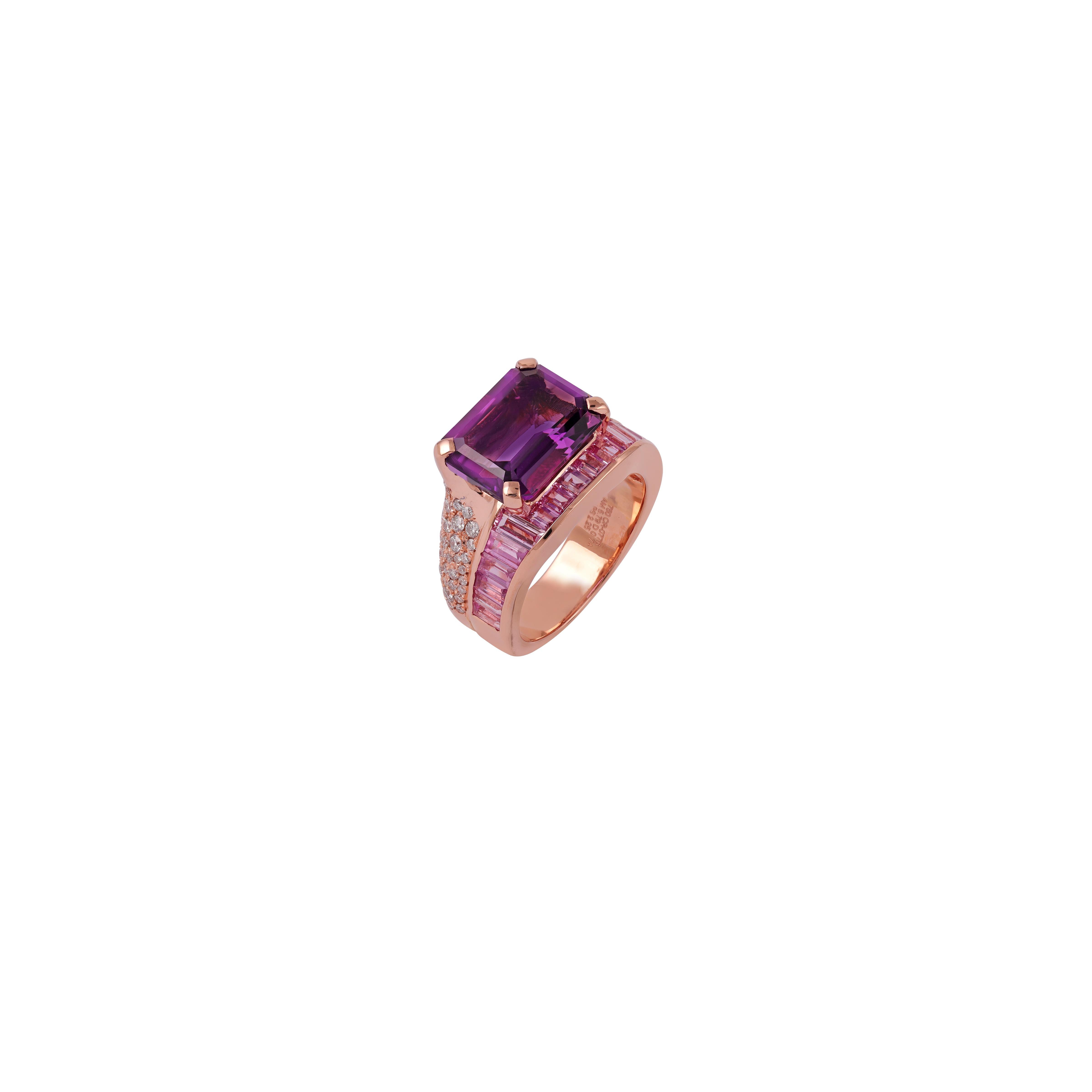 Clear 6.03 Amethyst , Pink Sapphire & Diamond Ring in 18k Gold  In New Condition For Sale In Jaipur, Rajasthan